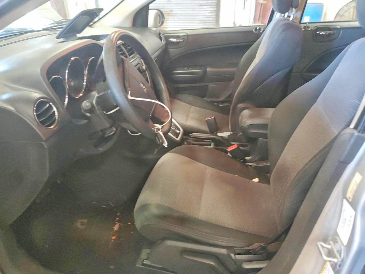 2010 Dodge Caliber Sxt Silver vin: 1B3CB4HA2AD543647