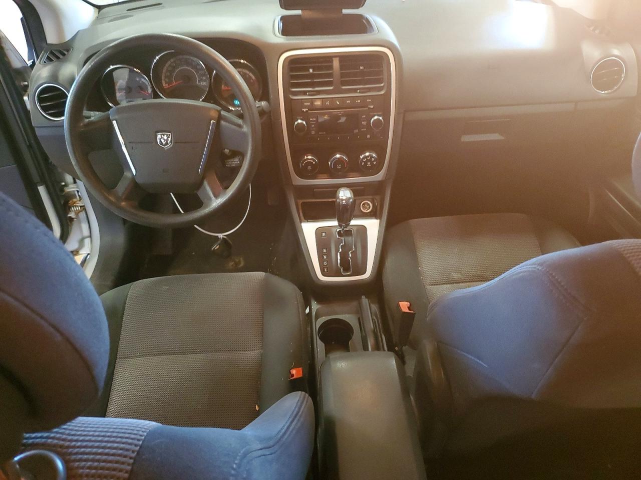 2010 Dodge Caliber Sxt Silver vin: 1B3CB4HA2AD543647