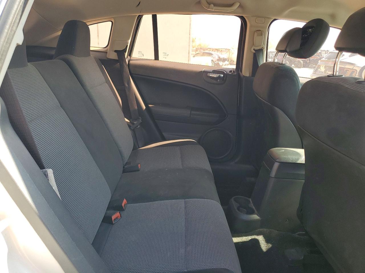 2010 Dodge Caliber Sxt Silver vin: 1B3CB4HA3AD530230