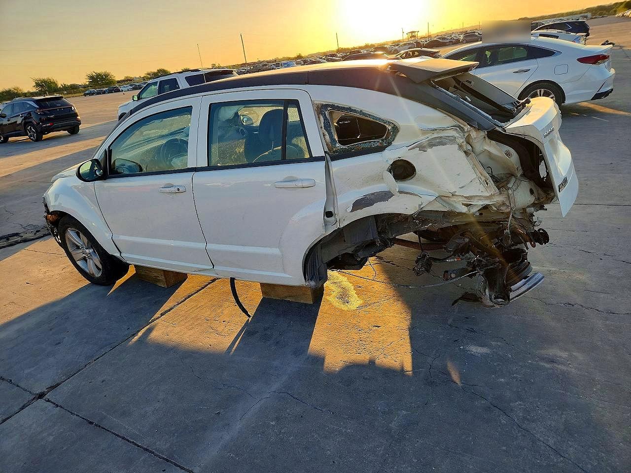 2010 Dodge Caliber Sxt White vin: 1B3CB4HA5AD619006