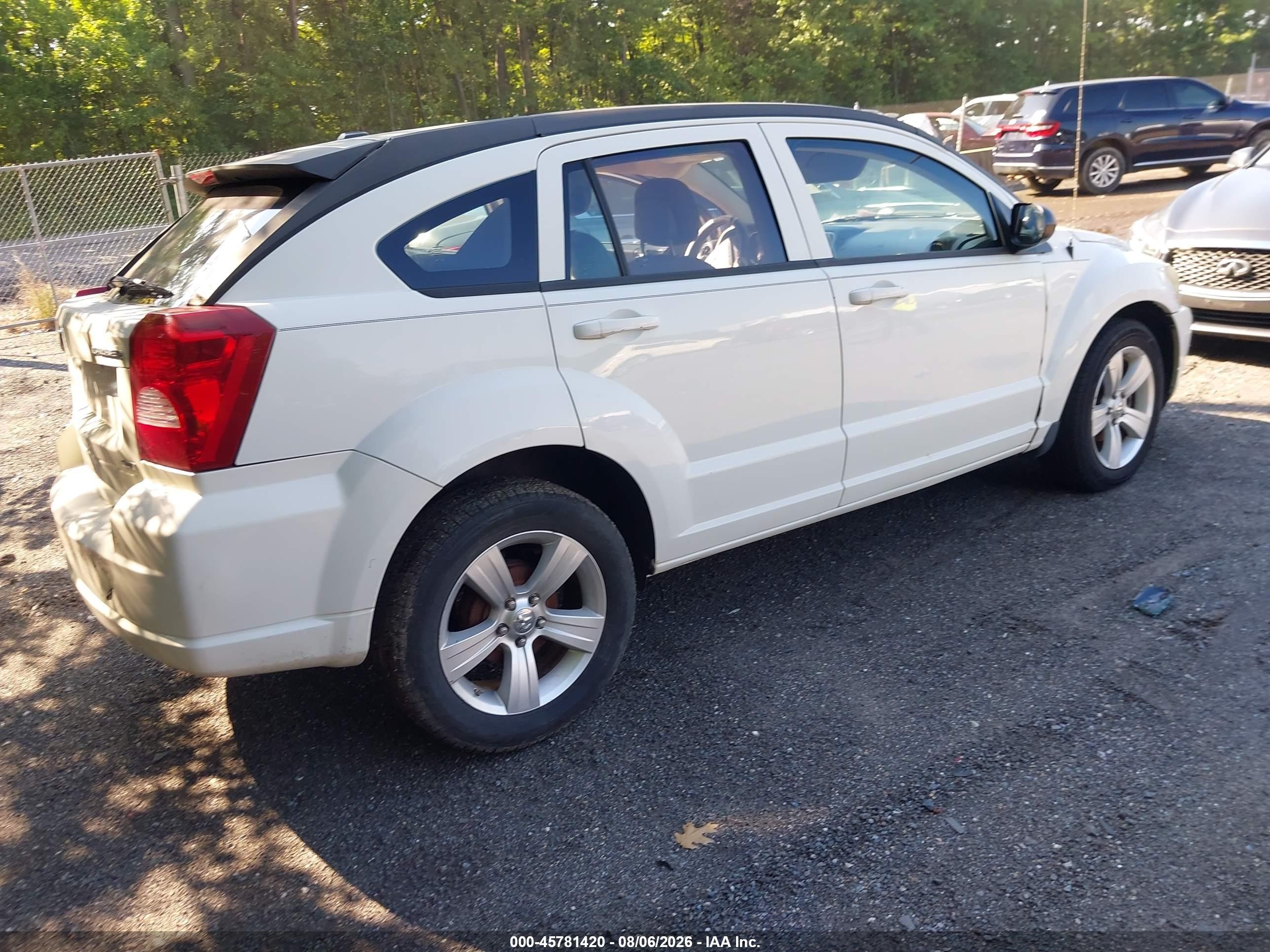 2010 Dodge Caliber Sxt White vin: 1B3CB4HA7AD532207