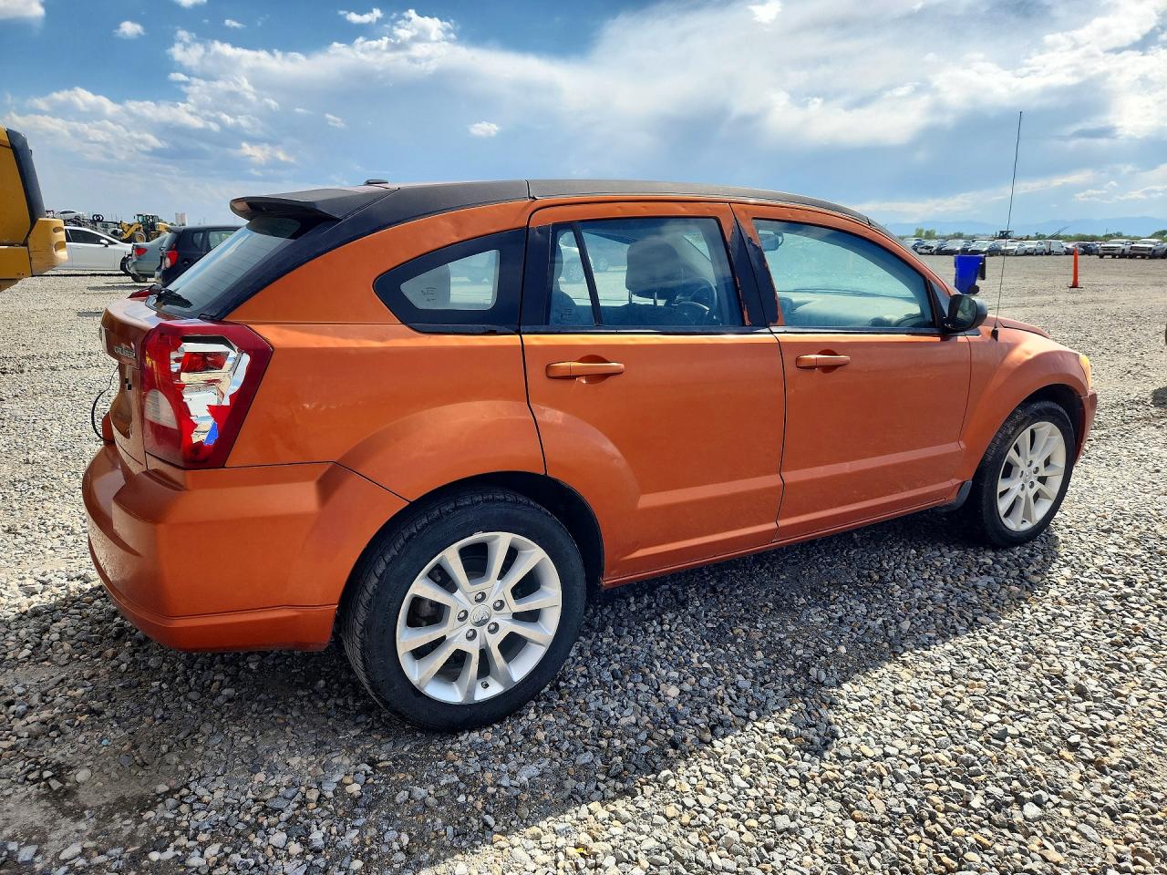 2011 Dodge Caliber Heat Оранжевый vin: 1B3CB5HA5BD297216