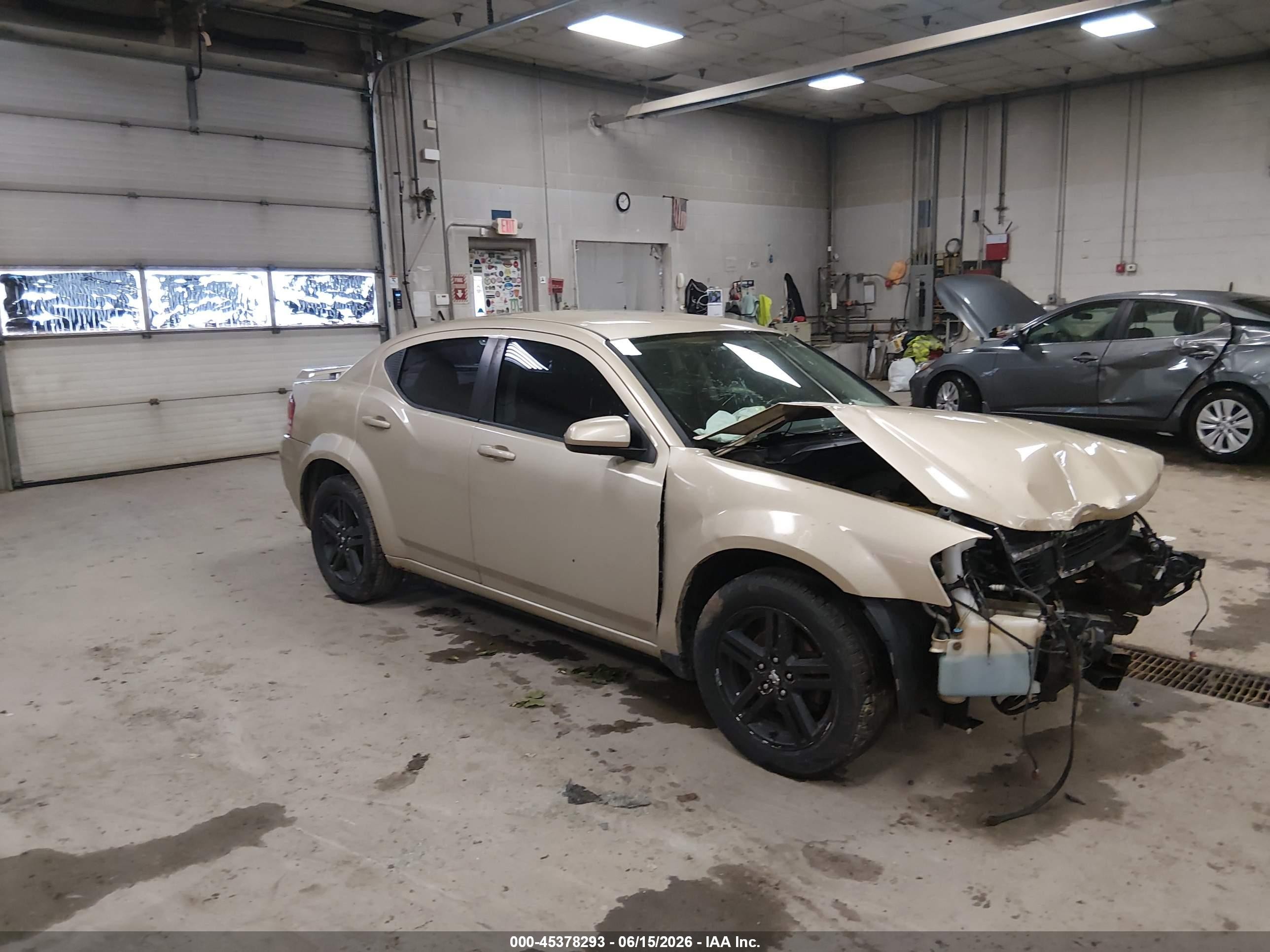 2010 Dodge Avenger R/t Gold vin: 1B3CC5FB0AN218021