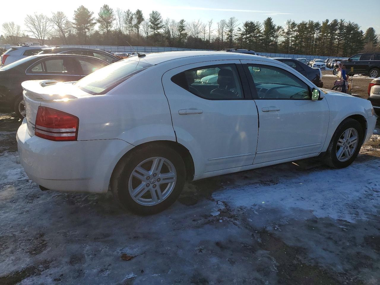 2010 Dodge Avenger R/t White vin: 1B3CC5FB5AN144059