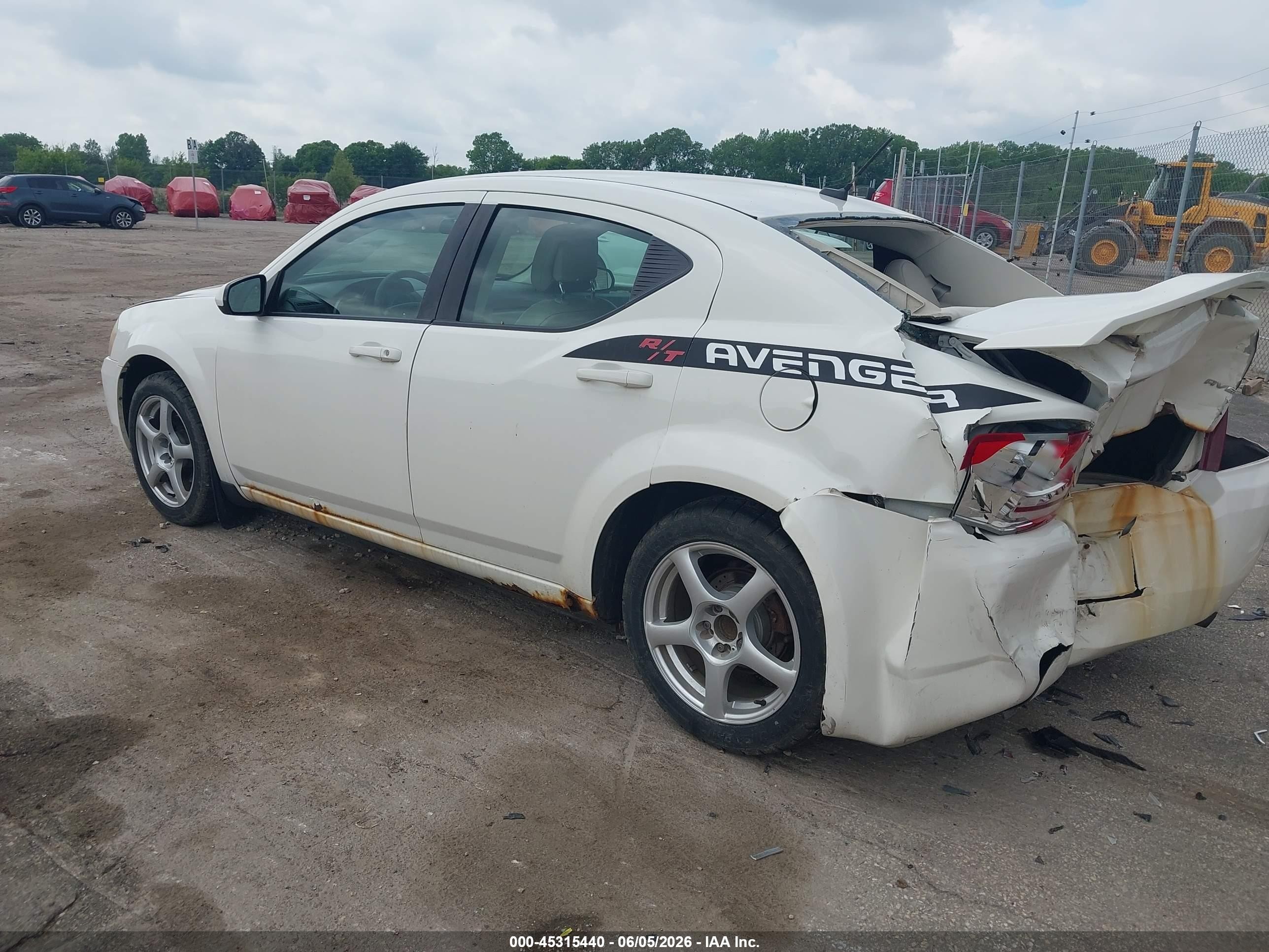 2010 Dodge Avenger R/t White vin: 1B3CC5FB8AN138658