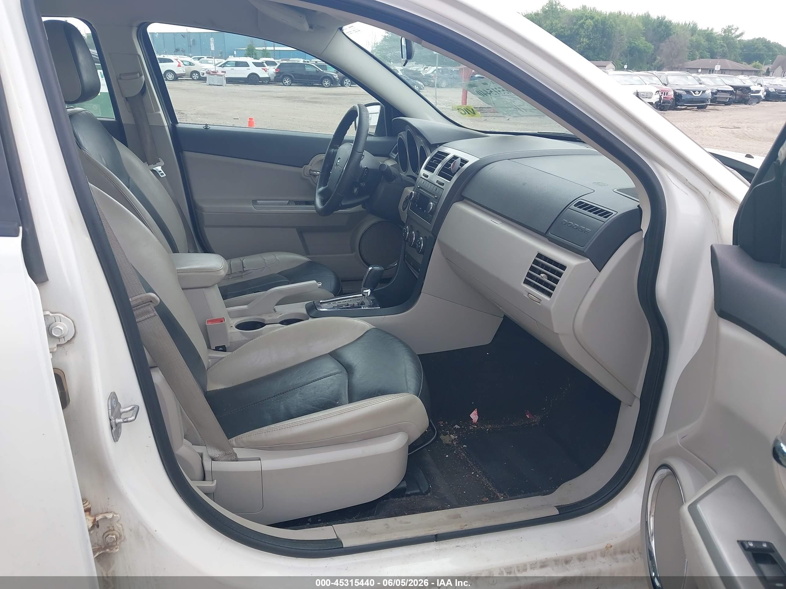 2010 Dodge Avenger R/t White vin: 1B3CC5FB8AN138658