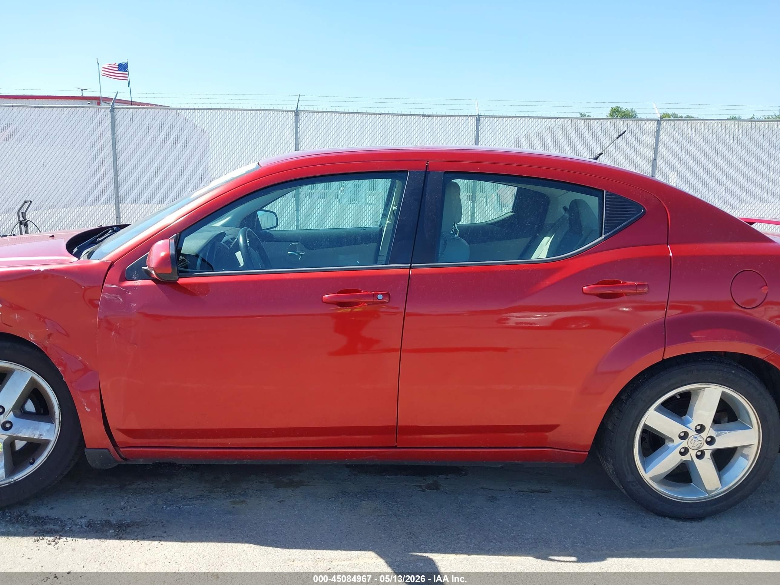2010 Dodge Avenger R/t Red vin: 1B3CC5FV0AN159238