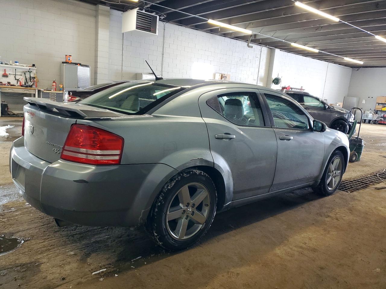2010 Dodge Avenger R Gray vin: 1B3CC5FV6AN130391