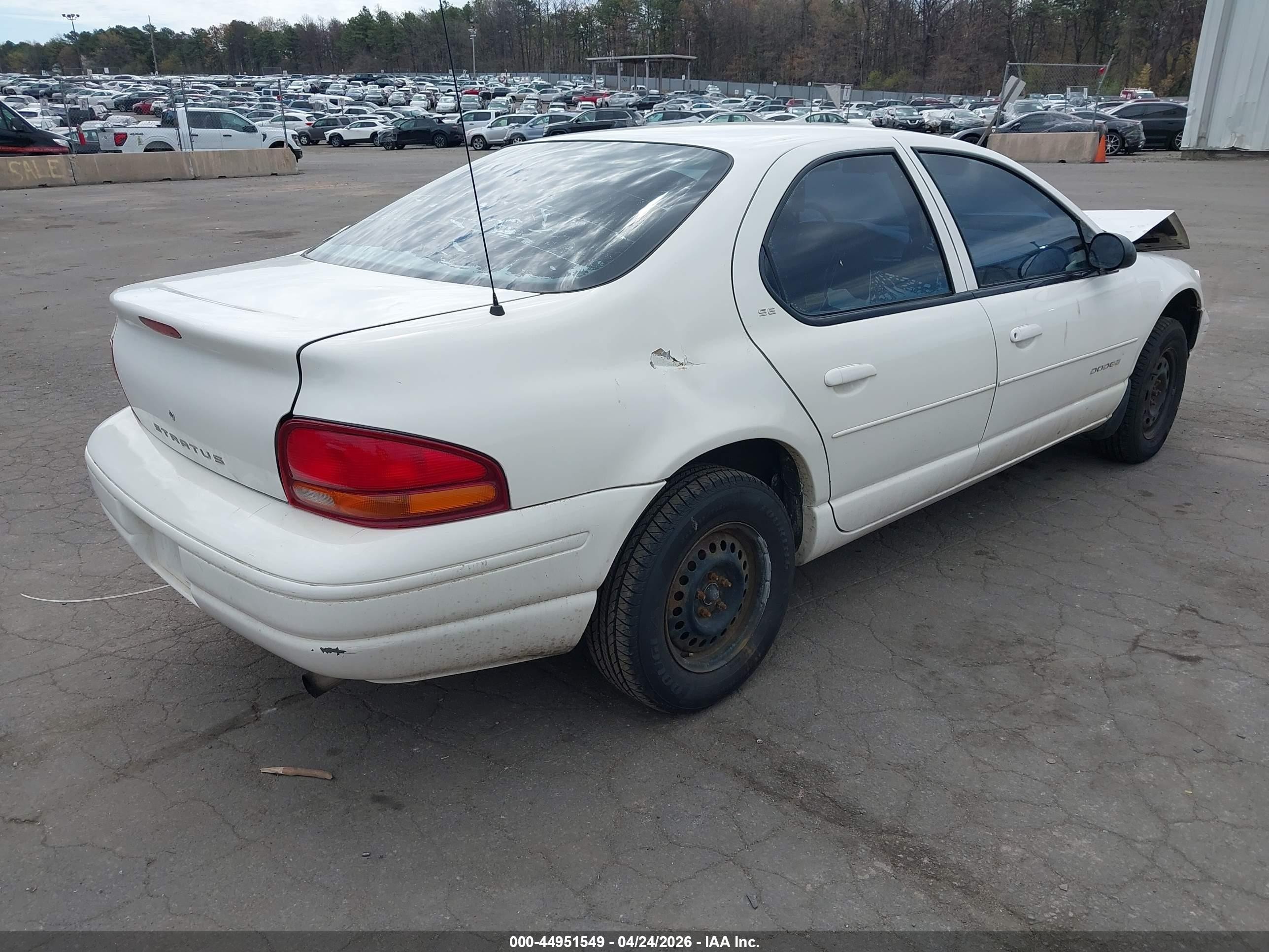 2000 Dodge Stratus Se White vin: 1B3EJ46X0YN104986