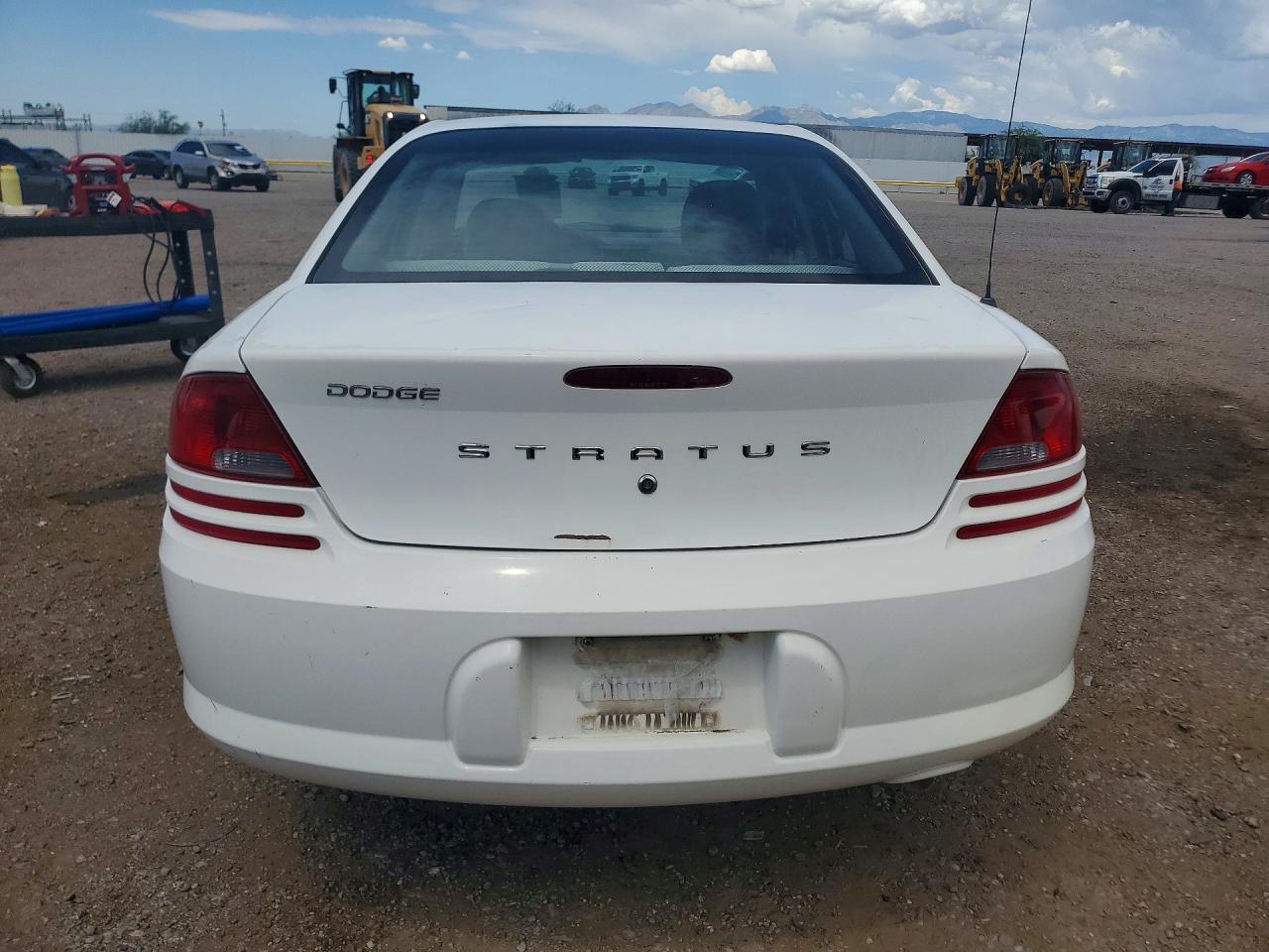 2004 Dodge Stratus Se White vin: 1B3EL36R14N367312