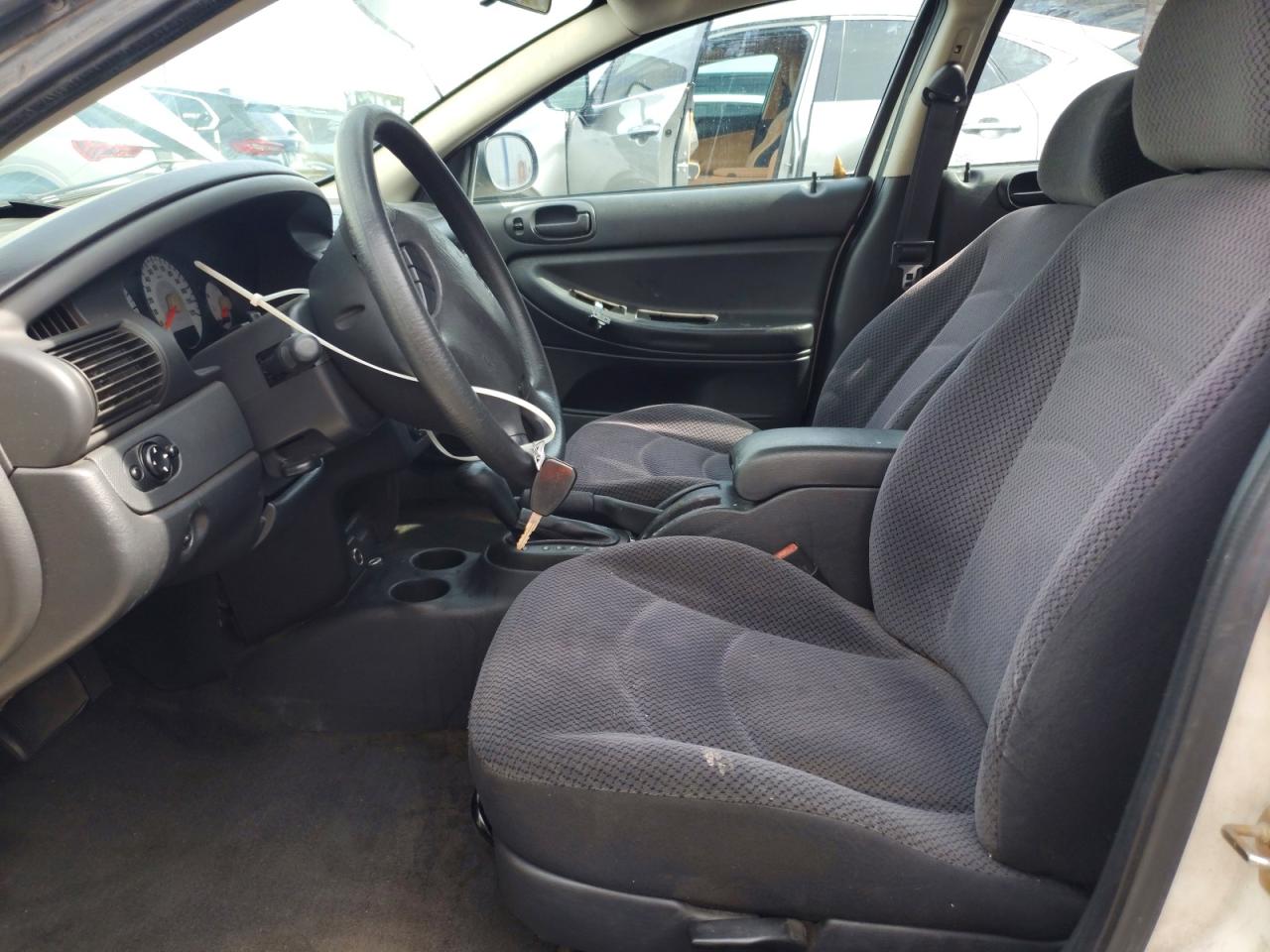 2004 Dodge Stratus Se Белый vin: 1B3EL36R94N291225