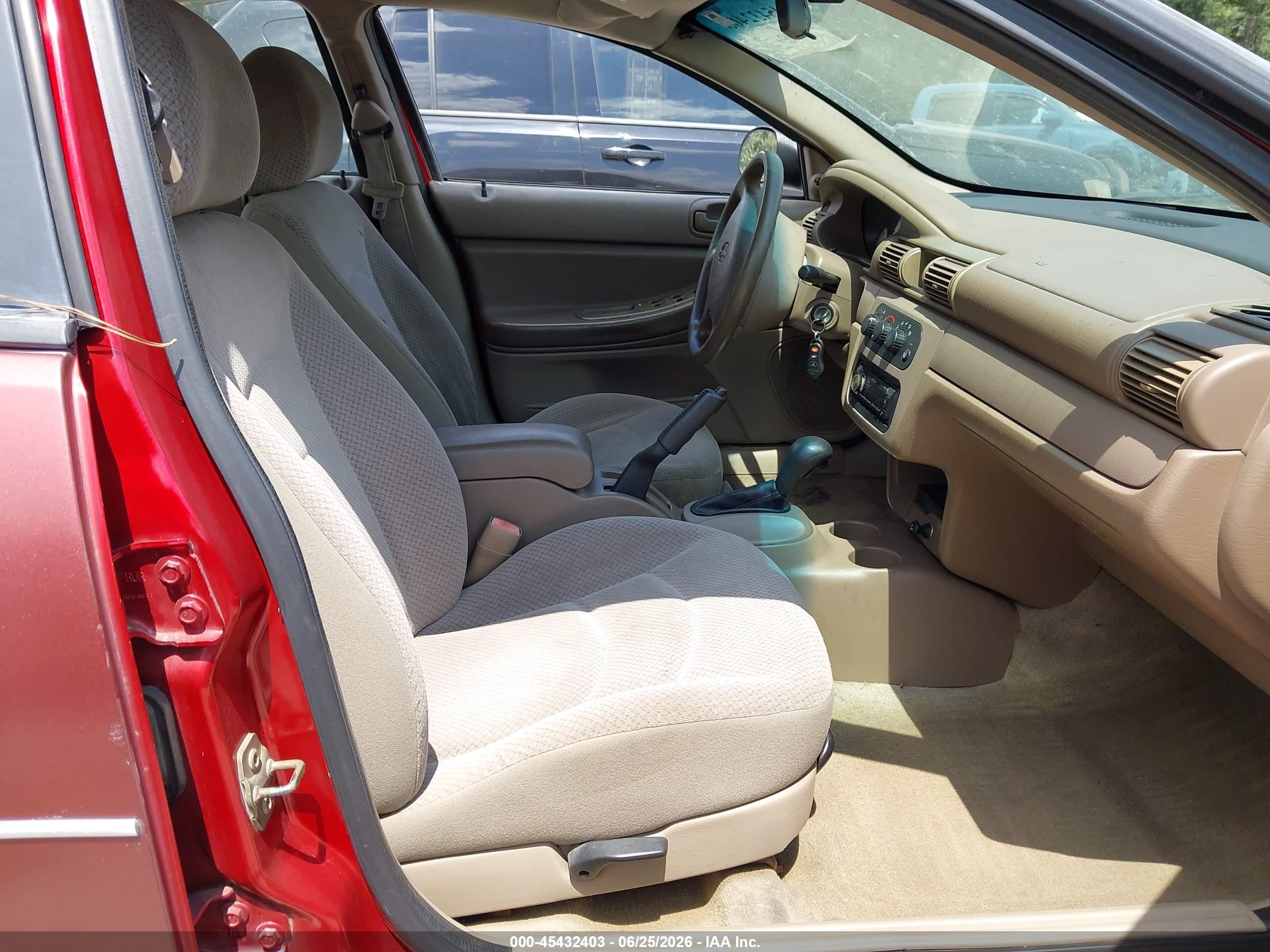 2004 Dodge Stratus Se Red vin: 1B3EL36XX4N193318