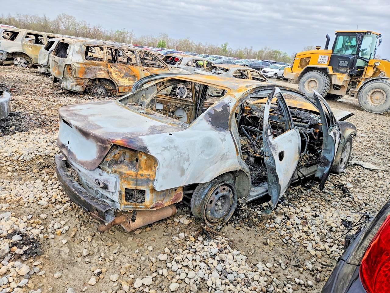 2005 Dodge Stratus Sxt Burn vin: 1B3EL46R35N697007
