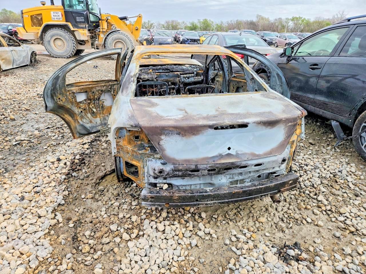 2005 Dodge Stratus Sxt Burn vin: 1B3EL46R35N697007