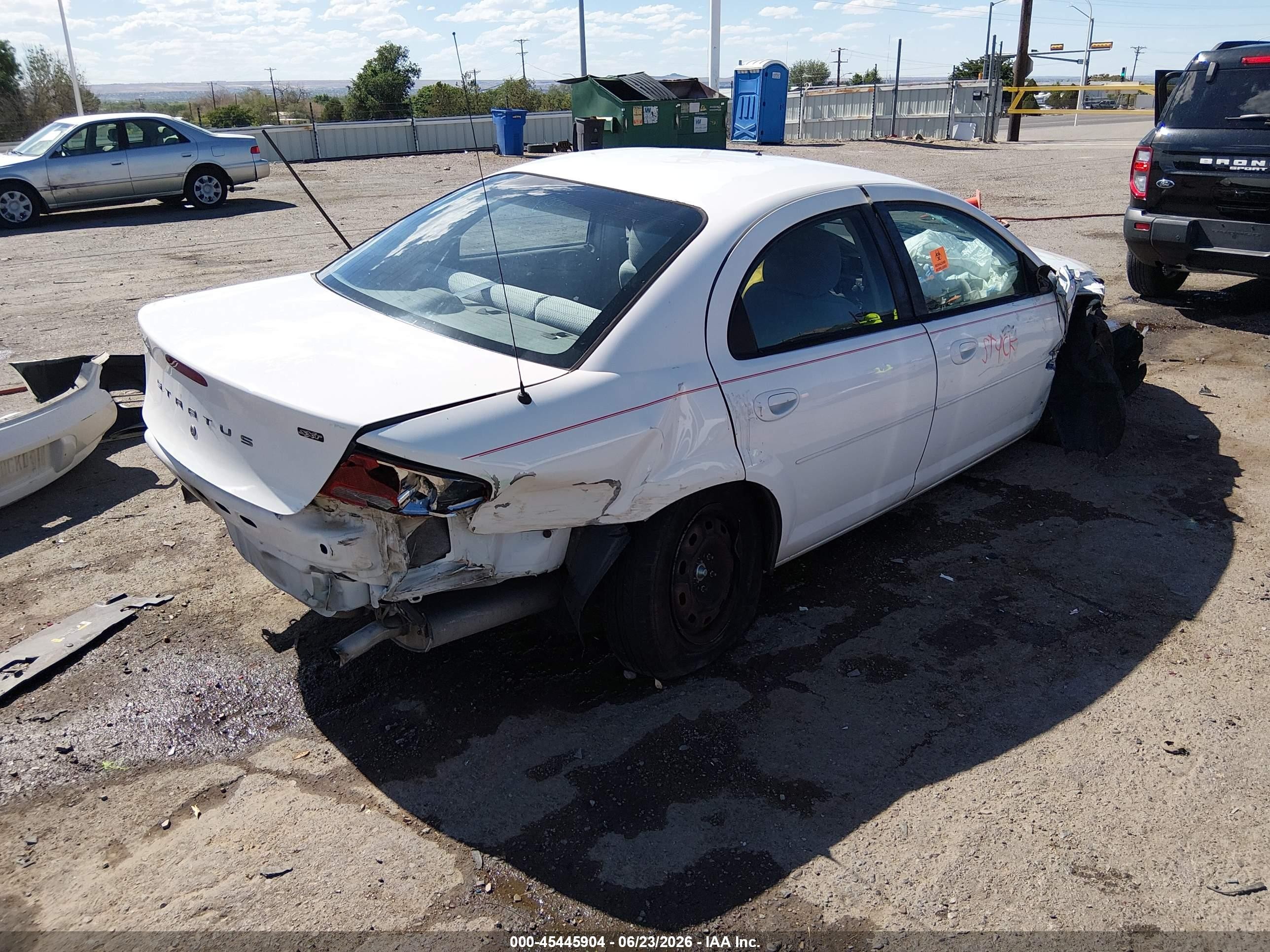 2005 Dodge Stratus Sxt Белый vin: 1B3EL46T65N645110