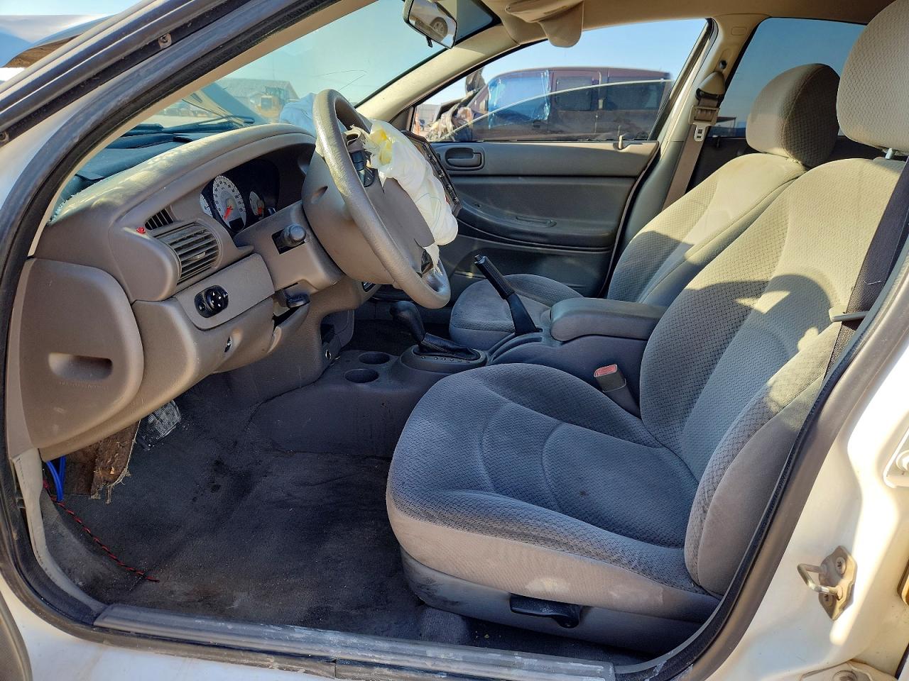 2004 Dodge Stratus Sxt White vin: 1B3EL46X14N211016