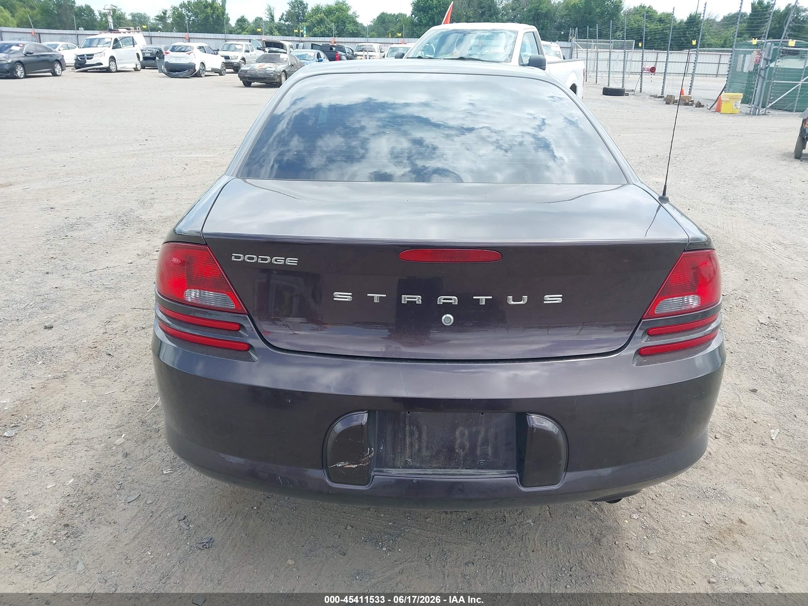 2004 Dodge Stratus Sxt Purple vin: 1B3EL46XX4N274874