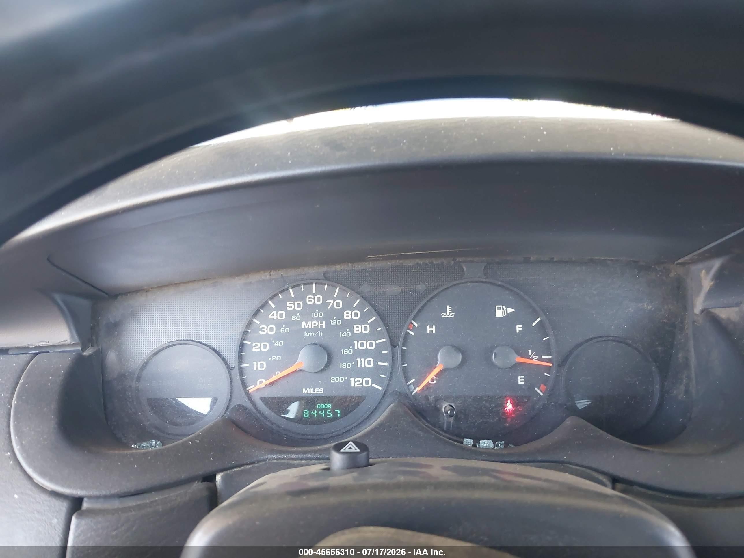 2004 Dodge Neon Se White vin: 1B3ES26C24D506197