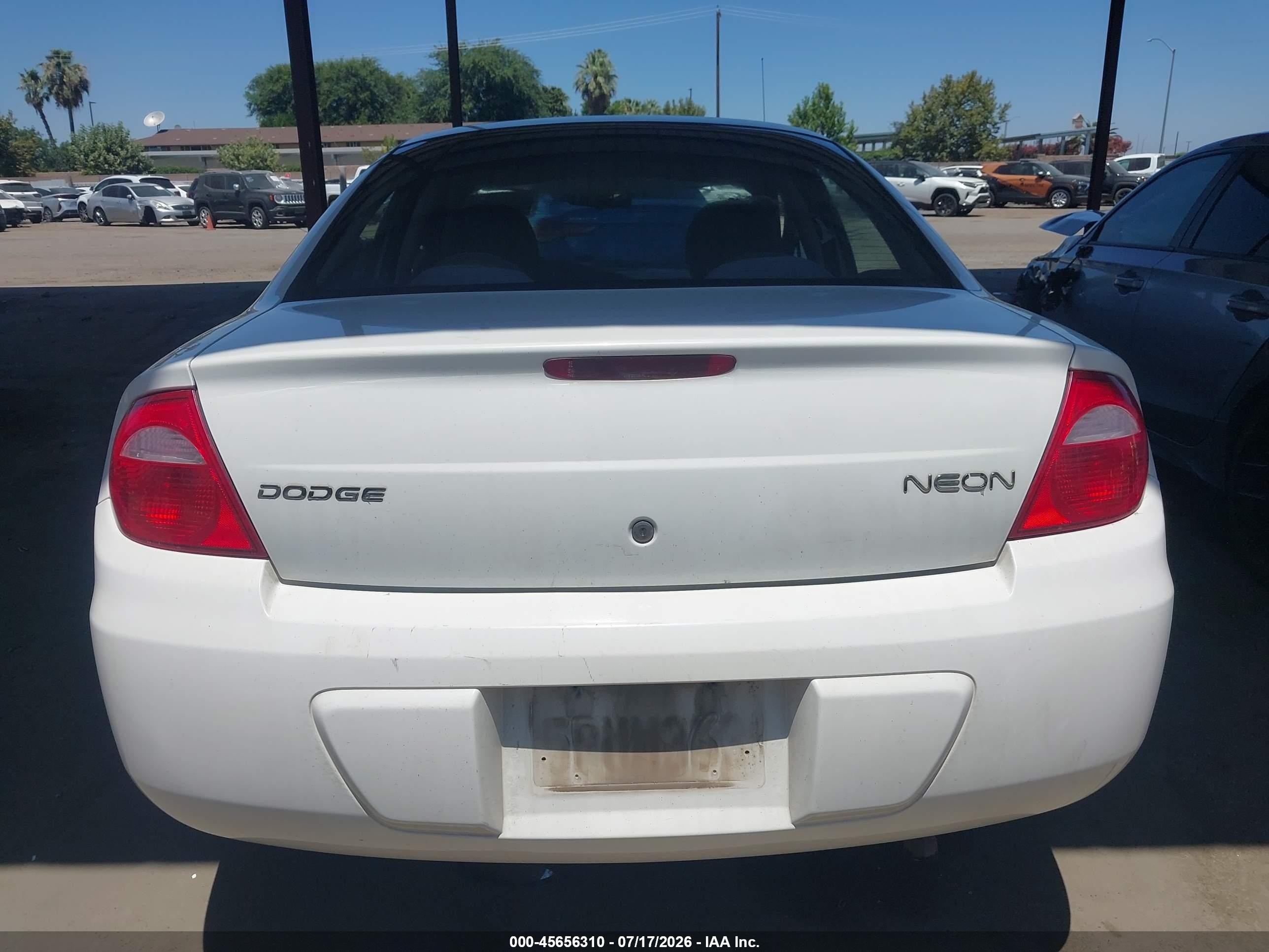 2004 Dodge Neon Se White vin: 1B3ES26C24D506197
