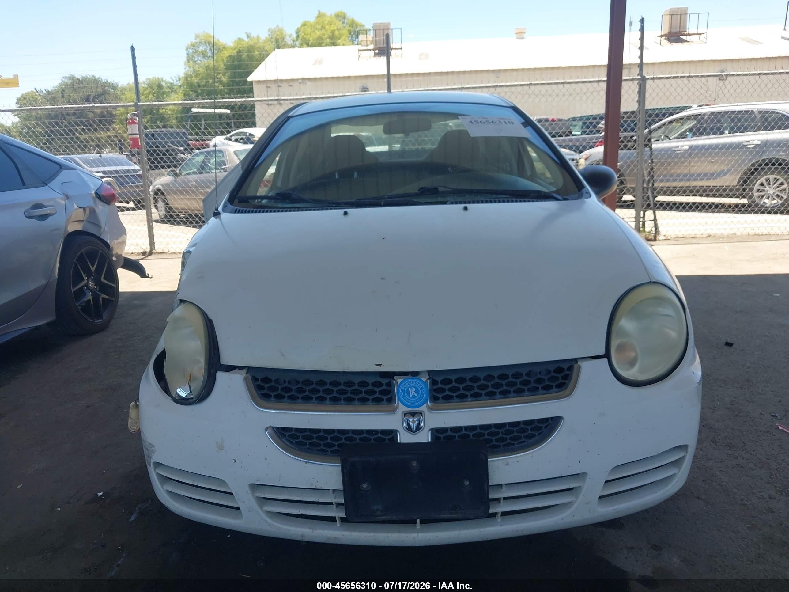 2004 Dodge Neon Se White vin: 1B3ES26C24D506197