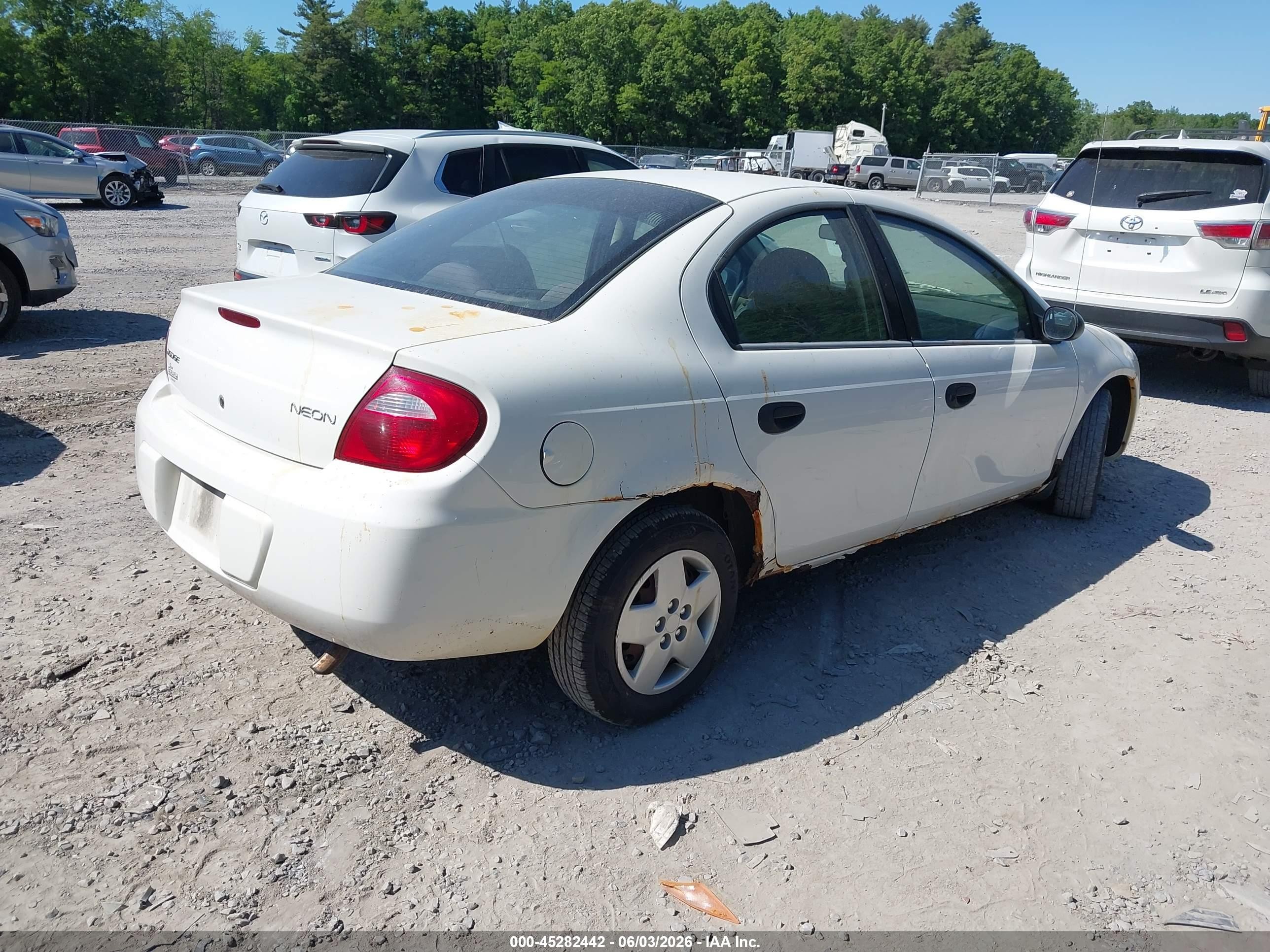 2004 Dodge Neon Se White vin: 1B3ES26C54D643909