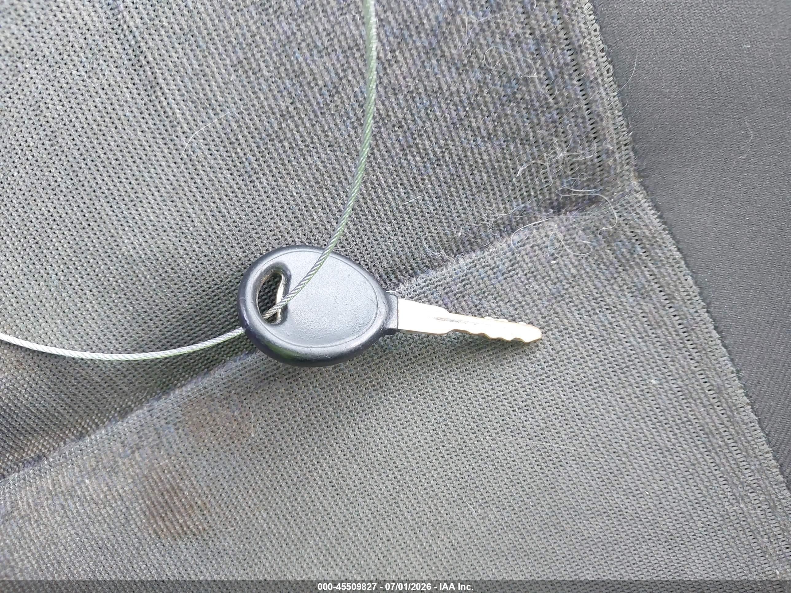 2002 Dodge Neon   Синий vin: 1B3ES26C92D586661