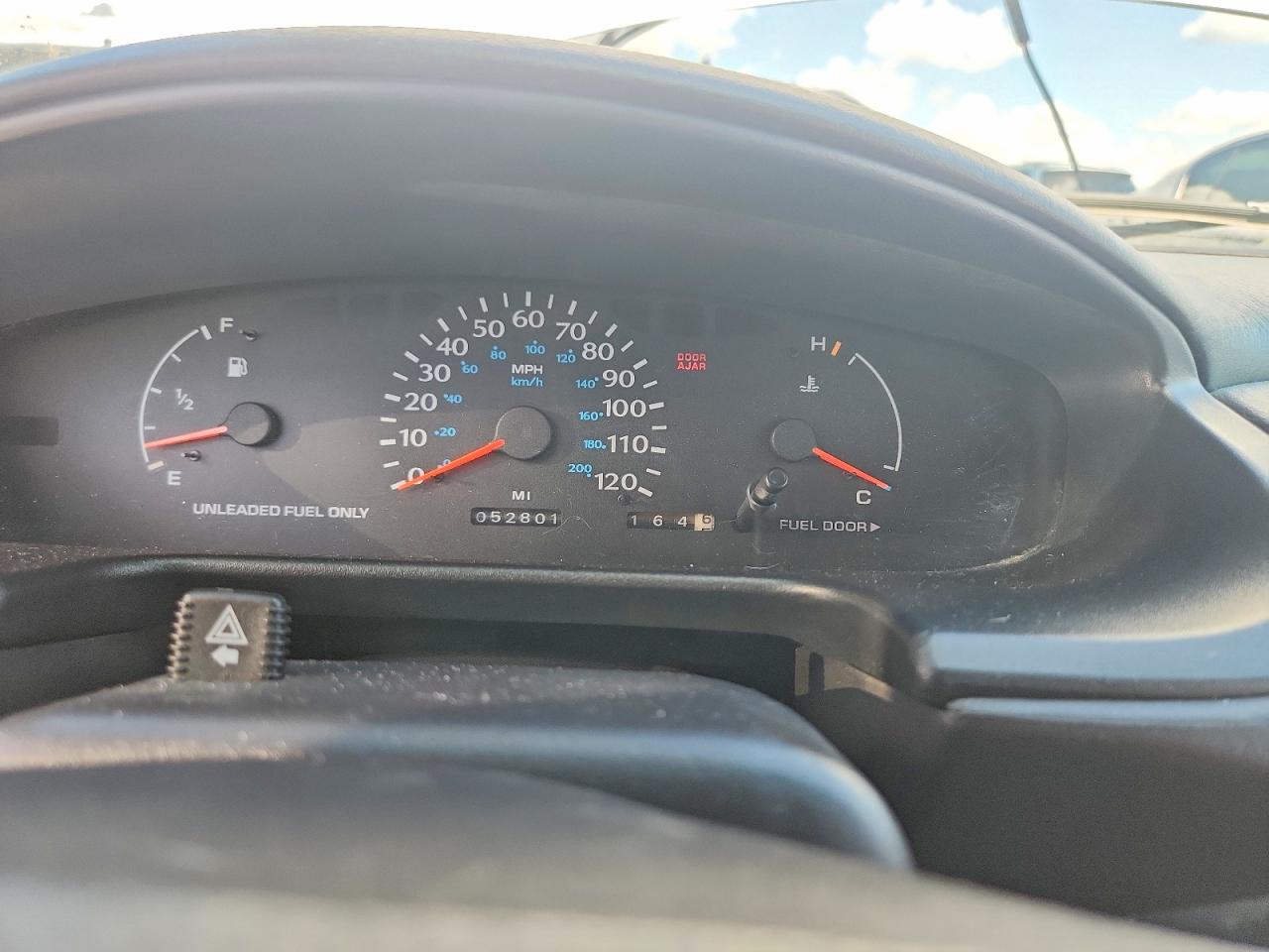 1999 Dodge Neon Highline White vin: 1B3ES42C4XD141527