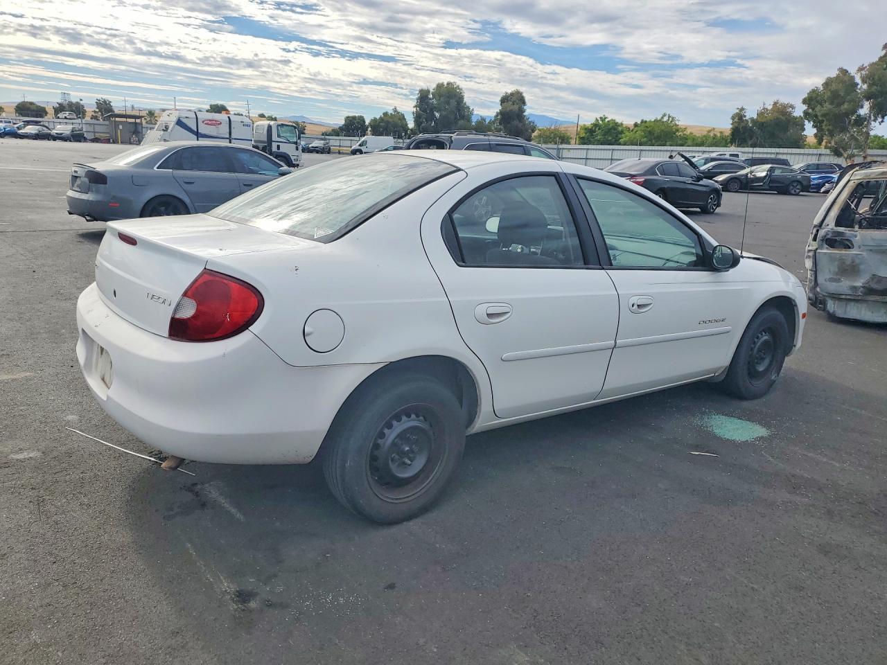 2000 Dodge Neon Base White vin: 1B3ES46C0YD697961