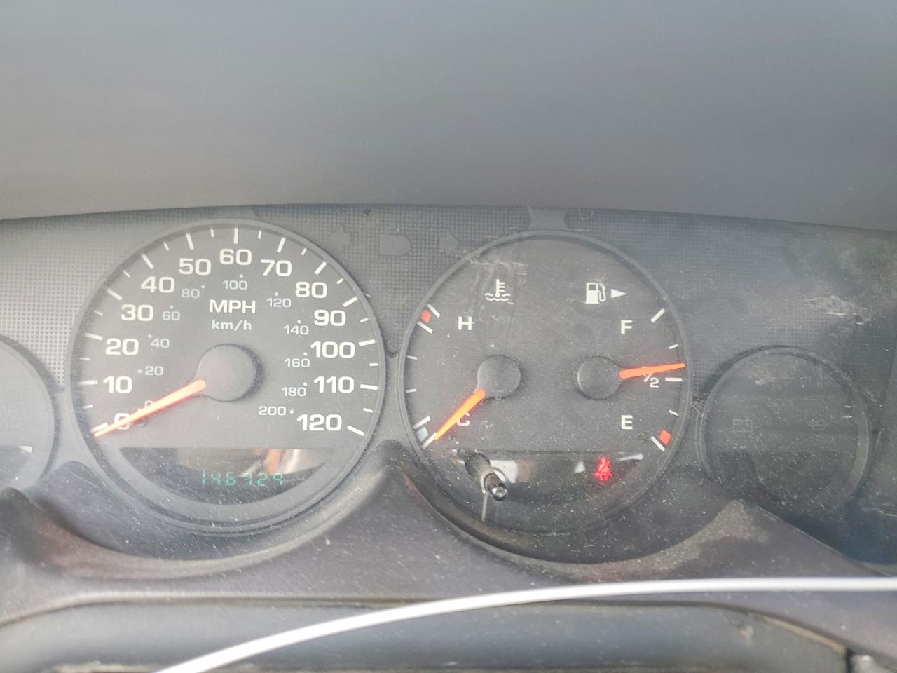 2000 Dodge Neon Base White vin: 1B3ES46C0YD697961