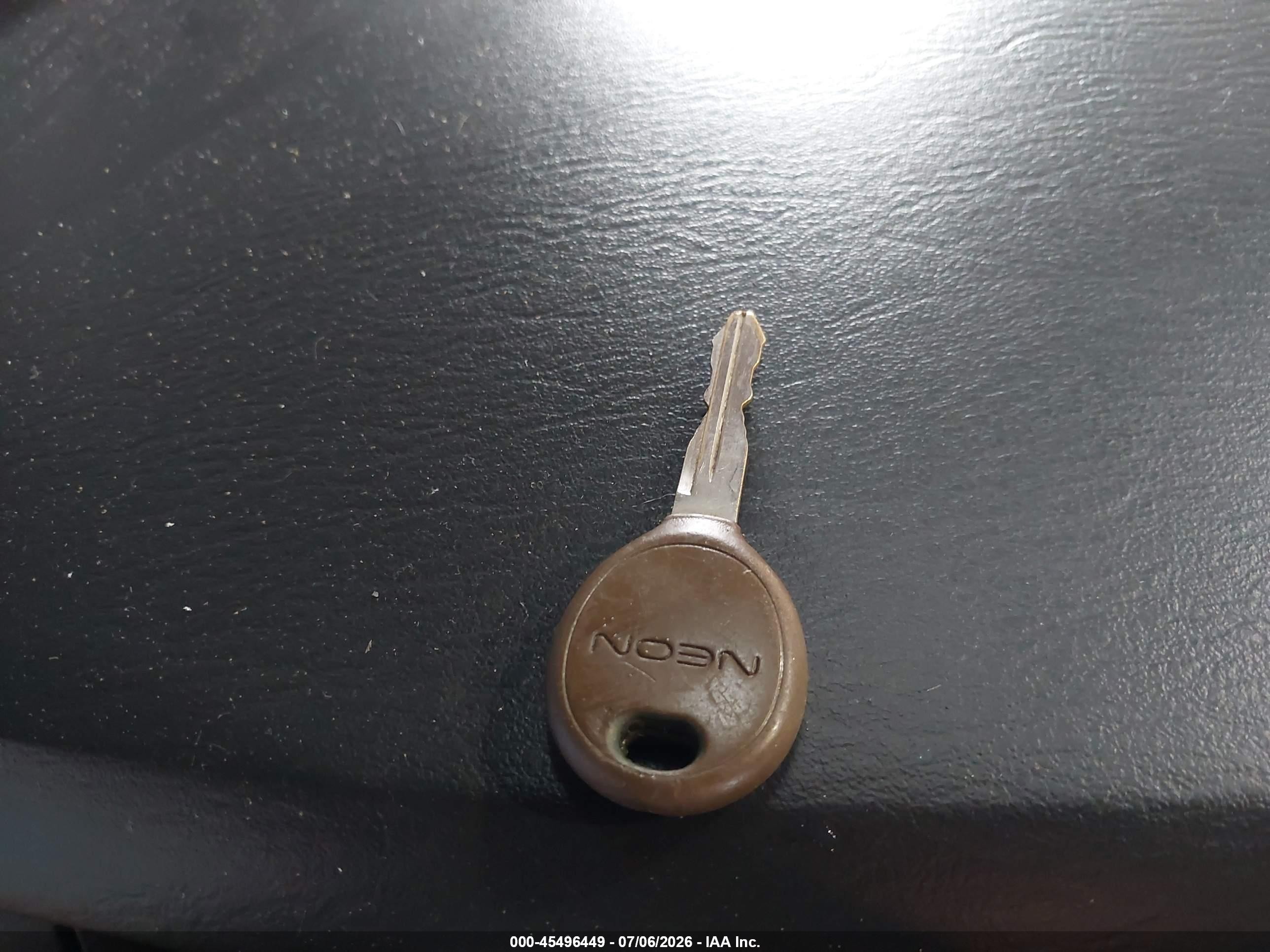 2001 Dodge Neon Se Silver vin: 1B3ES46C81D130189