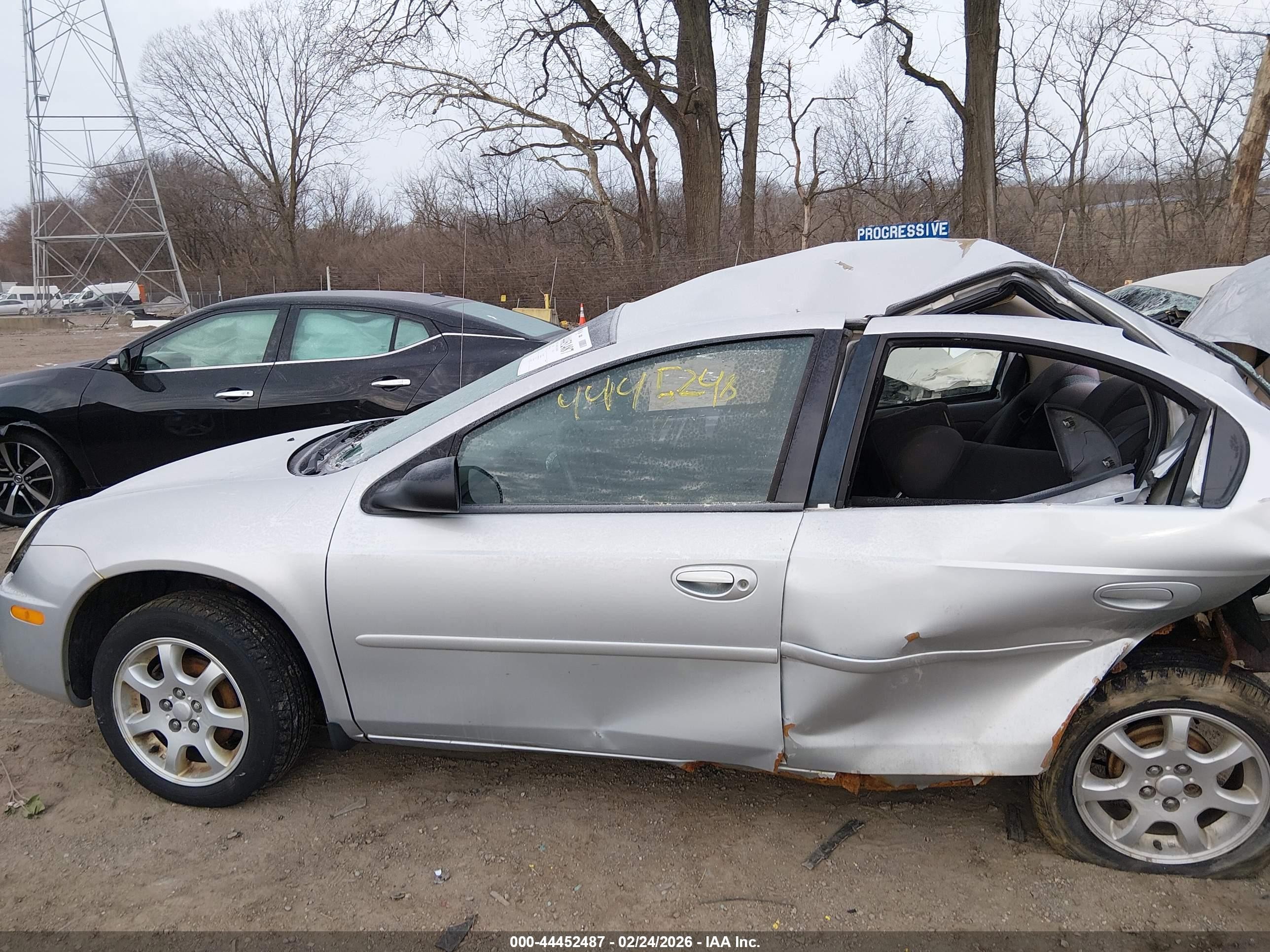 2004 Dodge Neon Sxt Silver vin: 1B3ES56C04D587444