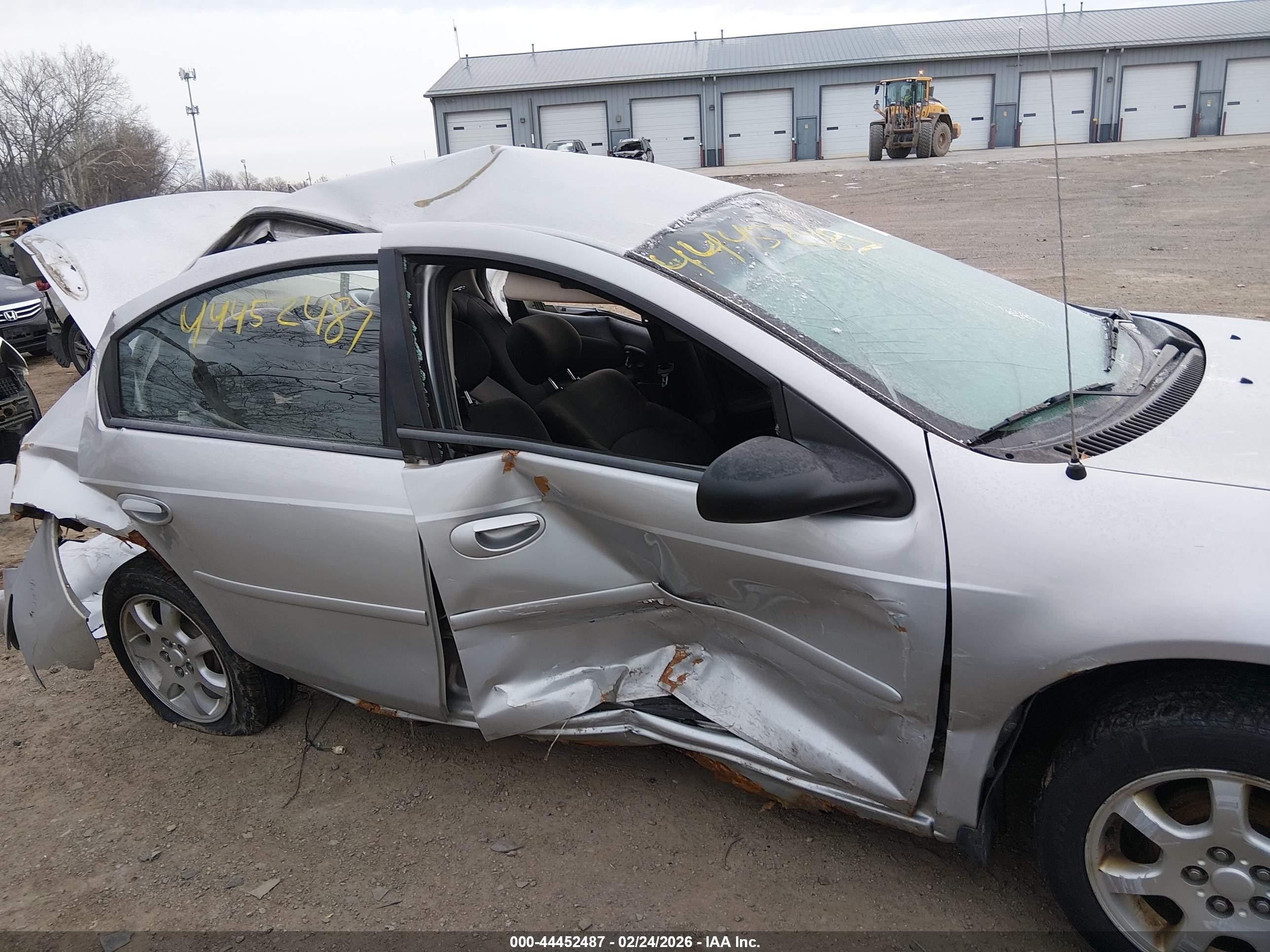 2004 Dodge Neon Sxt Silver vin: 1B3ES56C04D587444