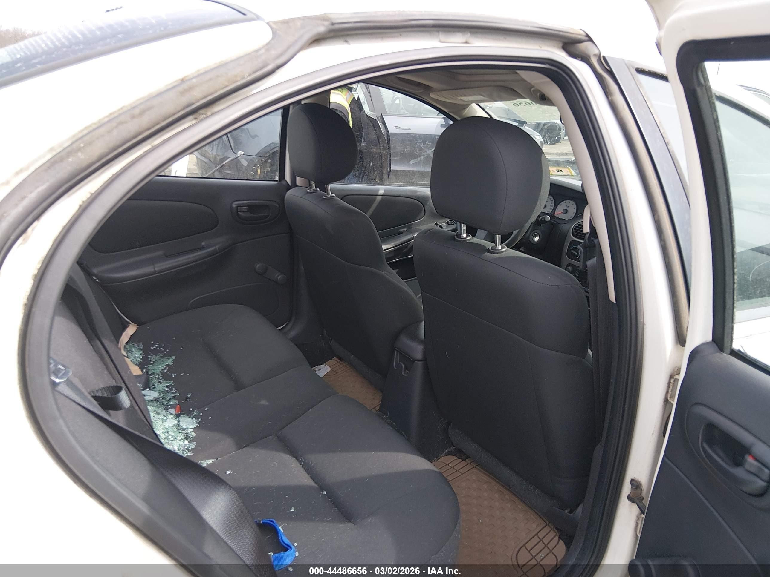 2004 Dodge Neon Sxt White vin: 1B3ES56C34D591813