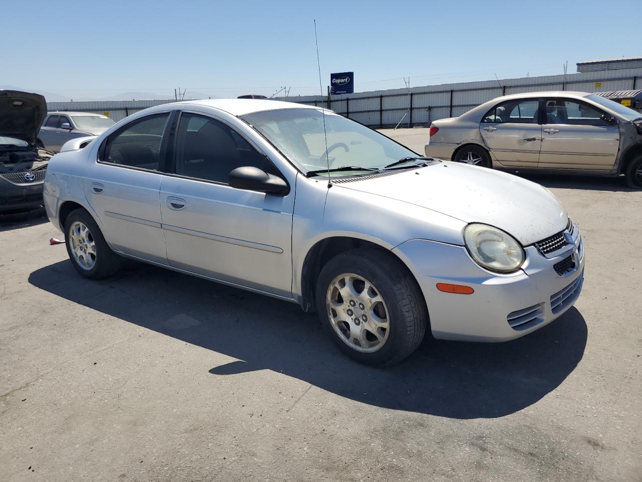 2004 Dodge Neon Sxt Серебряный vin: 1B3ES56C64D577226