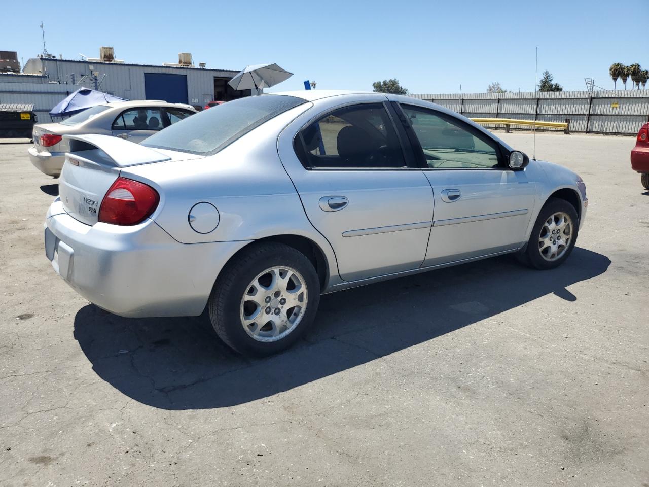 2004 Dodge Neon Sxt Серебряный vin: 1B3ES56C64D577226
