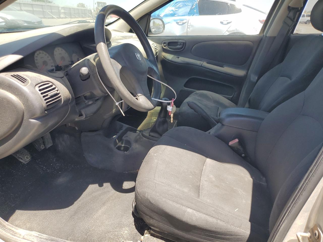 2004 Dodge Neon Sxt Серебряный vin: 1B3ES56C64D577226