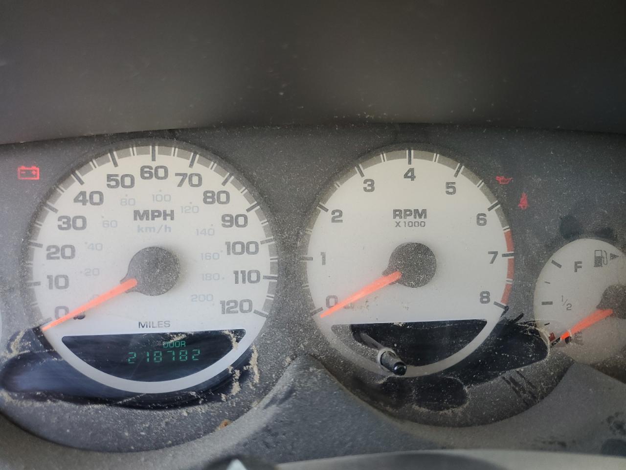 2004 Dodge Neon Sxt Серебряный vin: 1B3ES56C64D577226