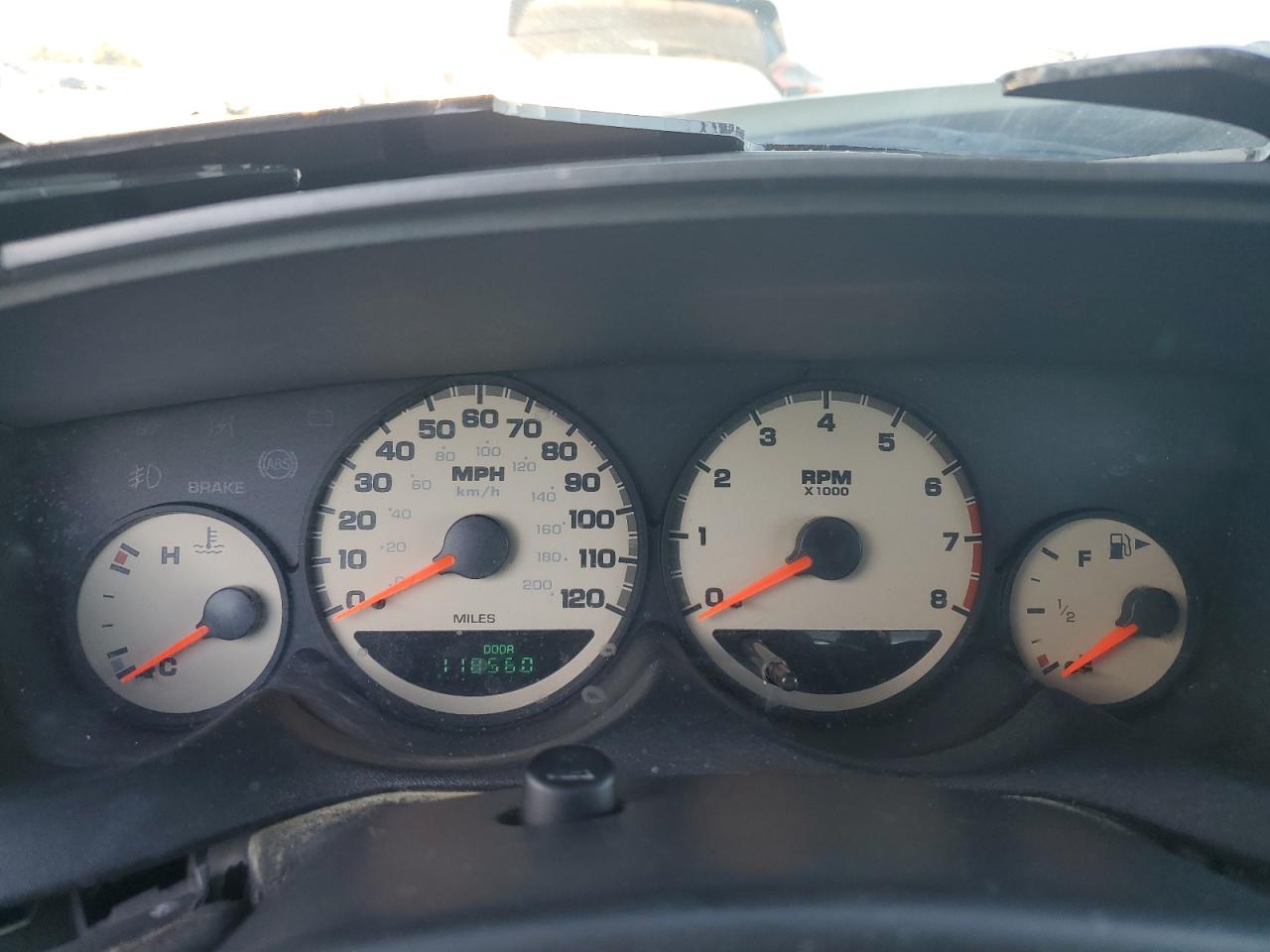 2005 Dodge Neon Sxt White vin: 1B3ES56C85D150650