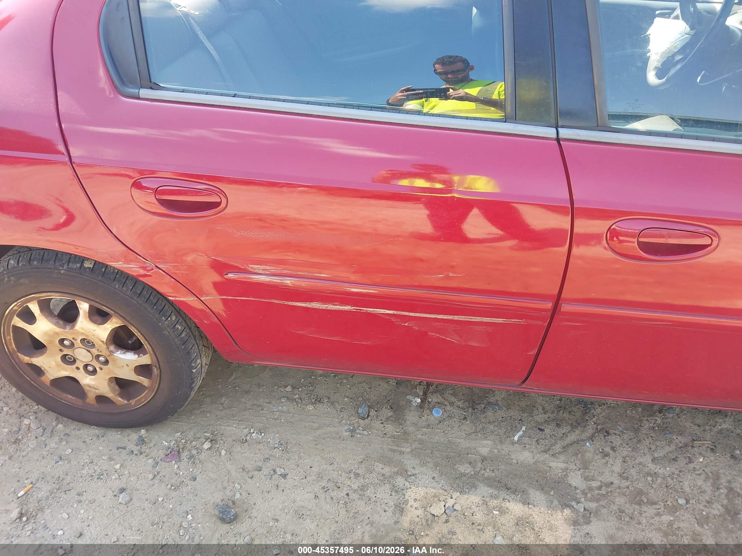 2005 Dodge Neon Sxt Red vin: 1B3ES56C85D284994