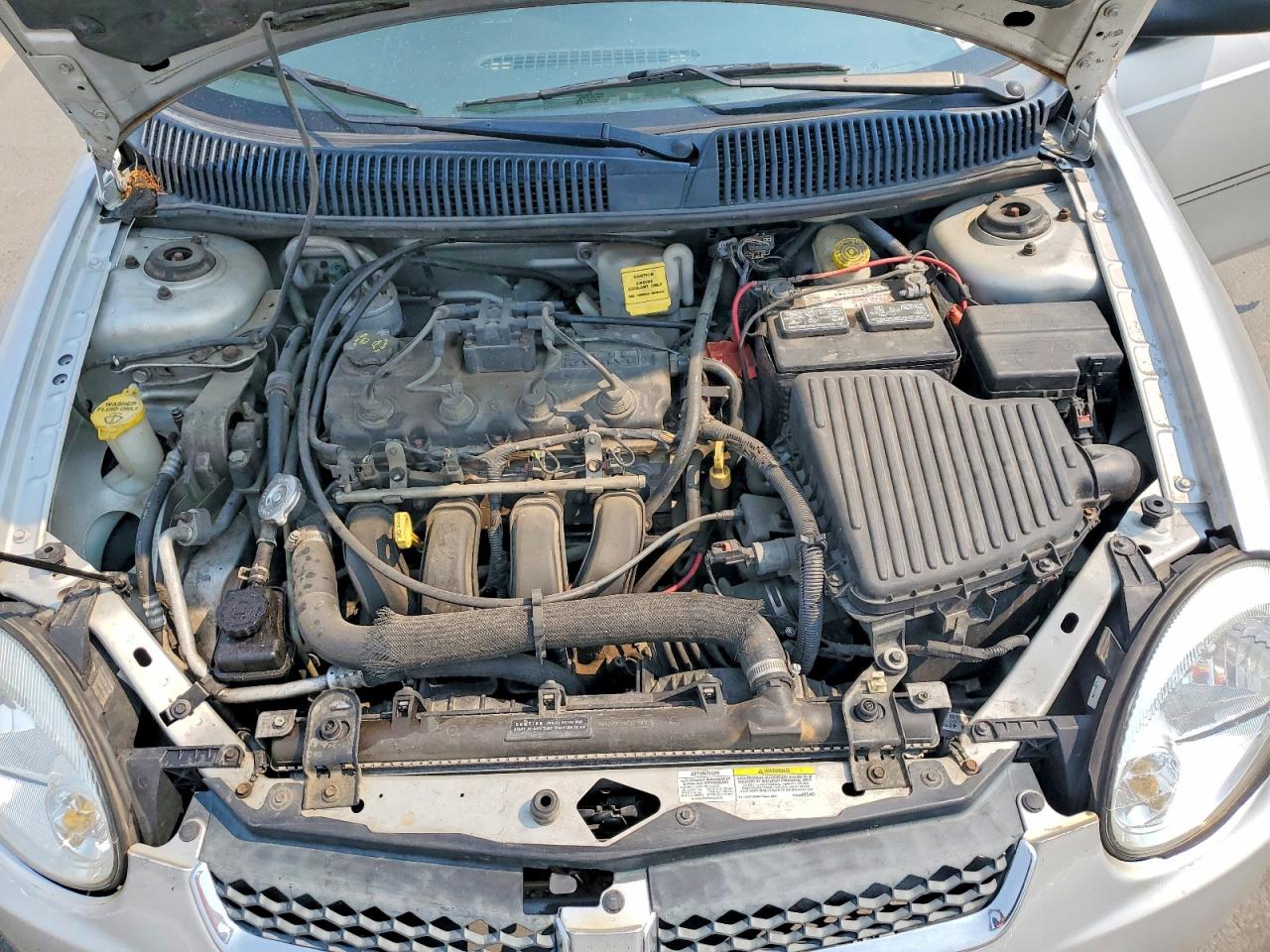 2004 Dodge Neon Sxt Silver vin: 1B3ES56CX4D592781