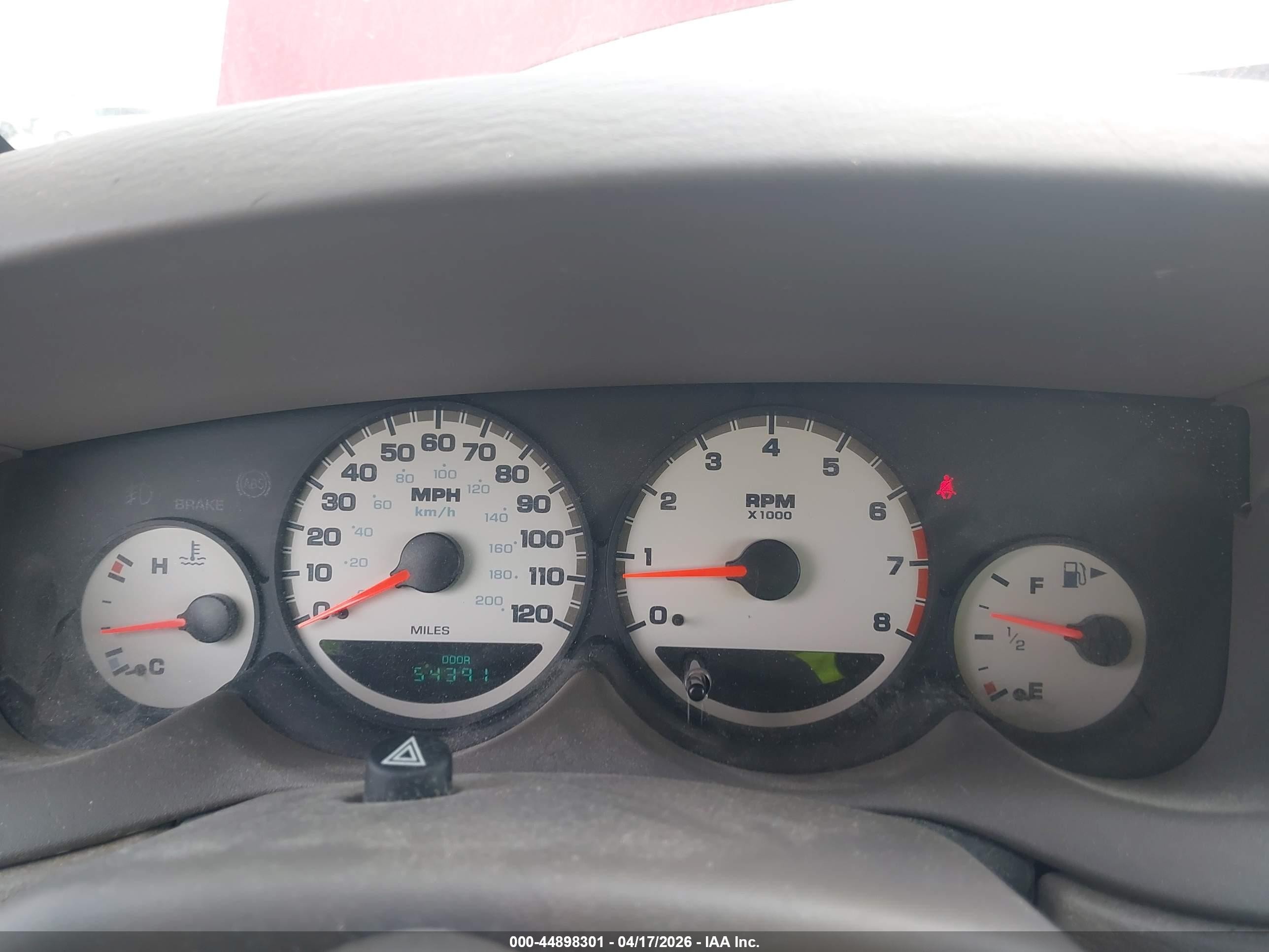 2005 Dodge Neon Sxt Red vin: 1B3ES56CX5D108433