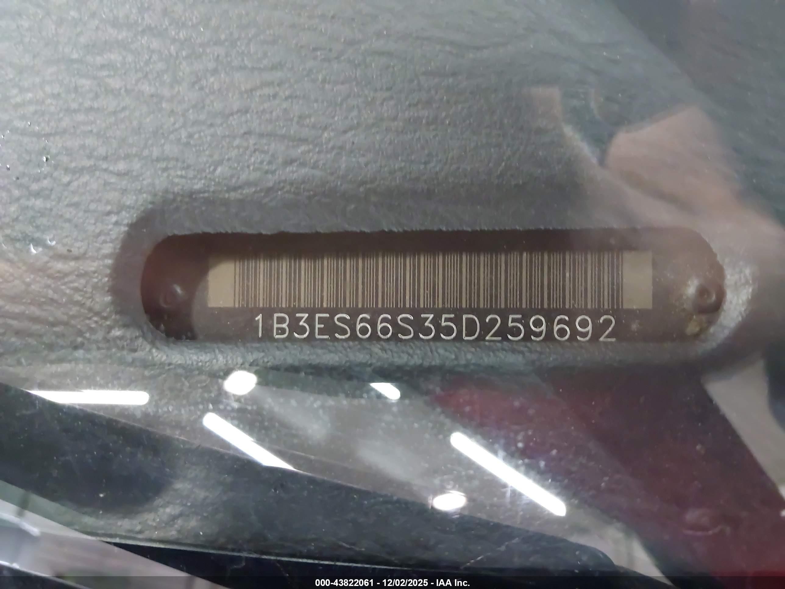 2005 Dodge Srt4   Red vin: 1B3ES66S35D259692