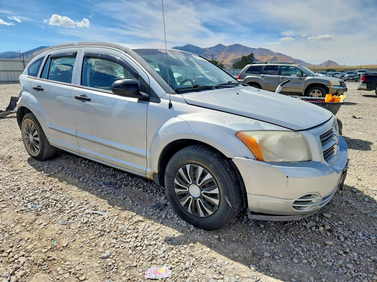 2007 Dodge Caliber Silver vin: 1B3HB28B37D577401