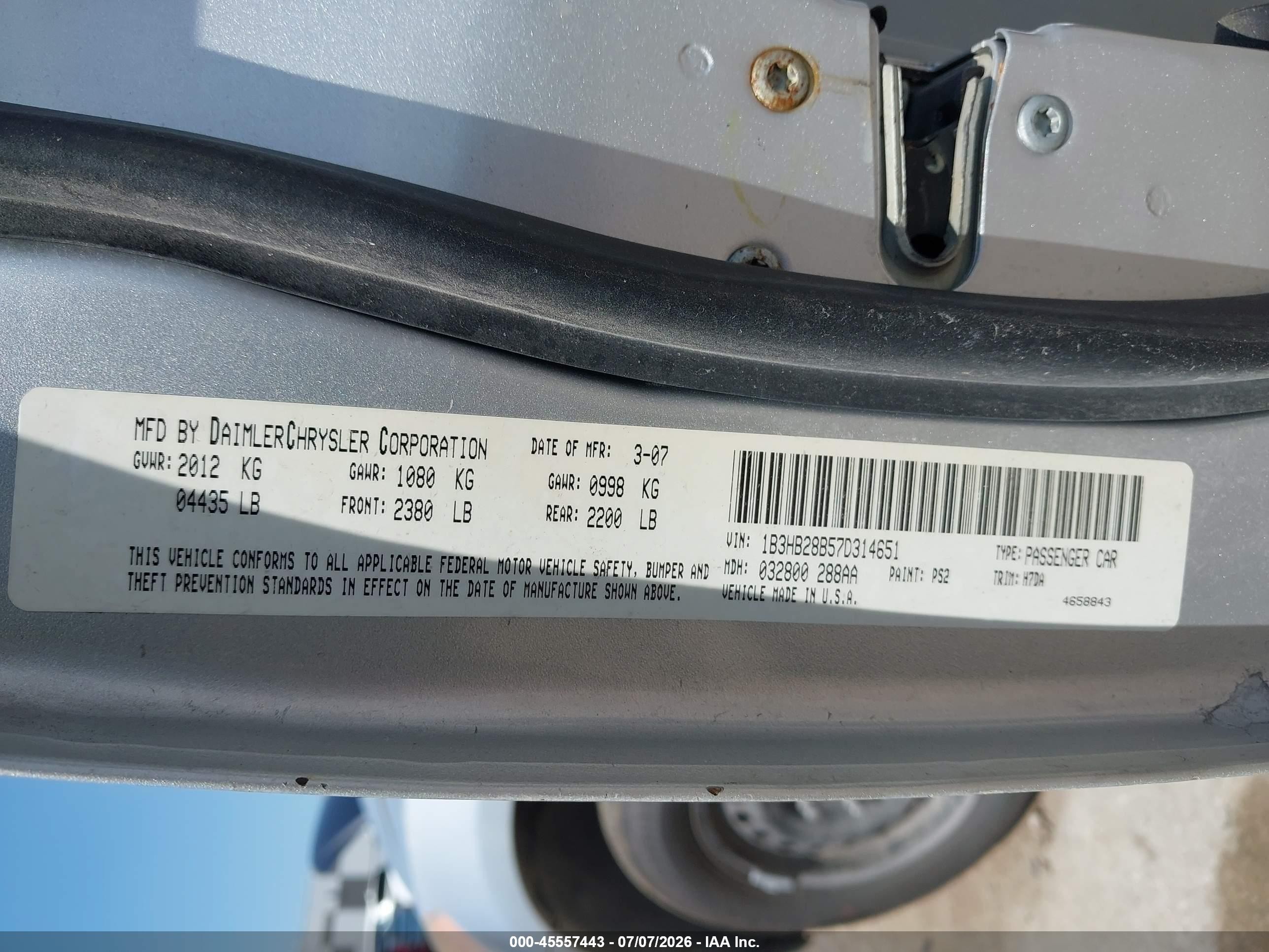 2007 Dodge Caliber   Silver vin: 1B3HB28B57D314651