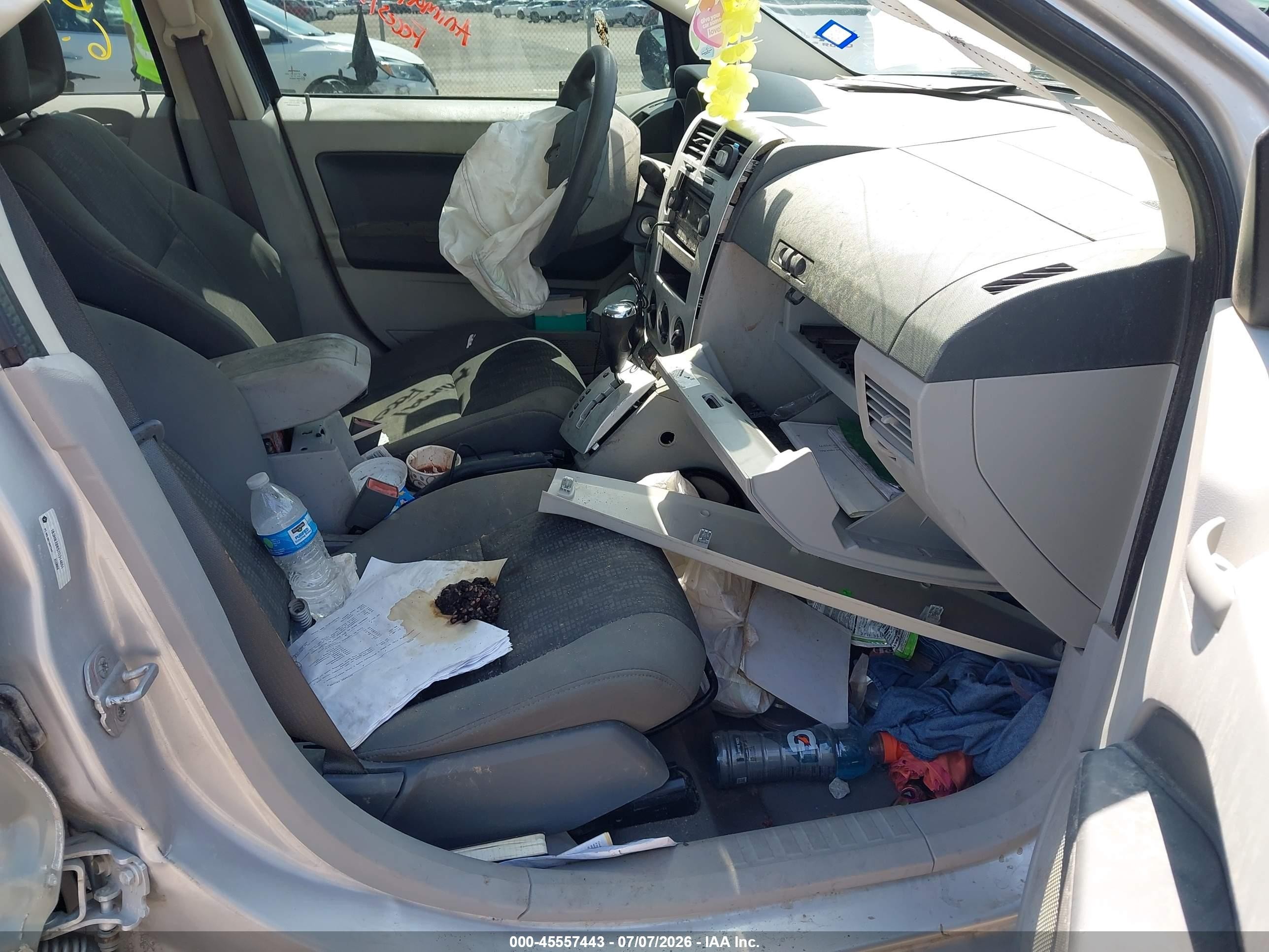 2007 Dodge Caliber   Silver vin: 1B3HB28B57D314651