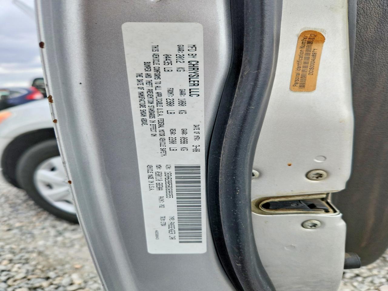 2008 Dodge Caliber Серебряный vin: 1B3HB28B58D699355
