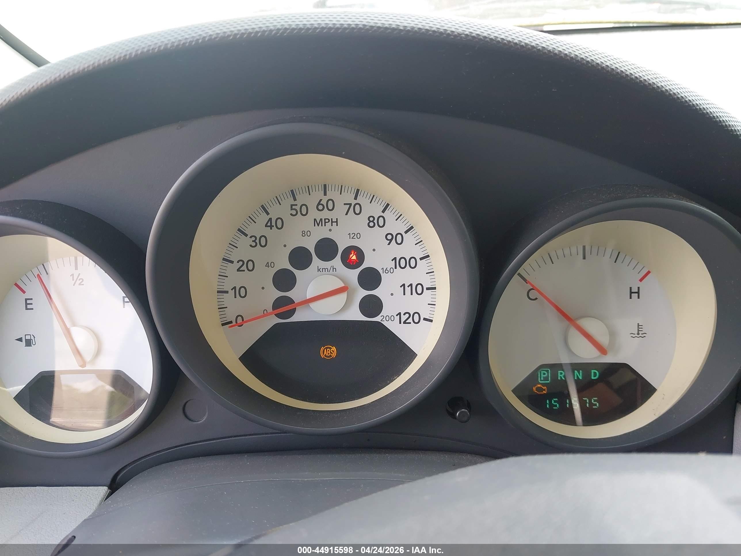 2007 Dodge Caliber   White vin: 1B3HB28B67D177123