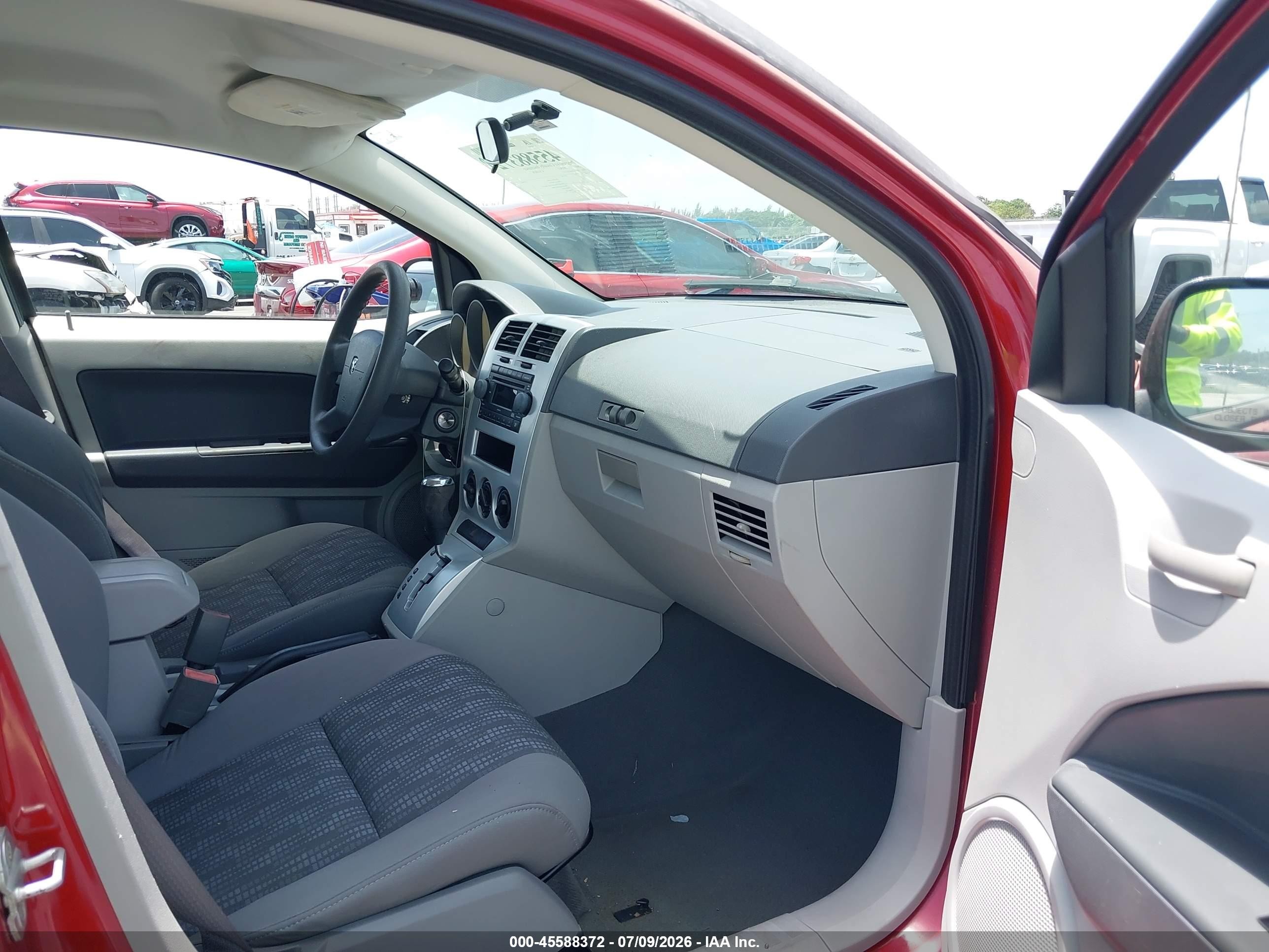 2007 Dodge Caliber   Red vin: 1B3HB28B87D132717
