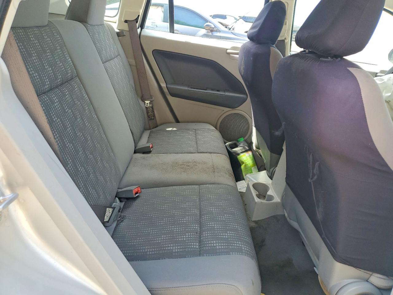 2007 Dodge Caliber Silver vin: 1B3HB28B97D182686