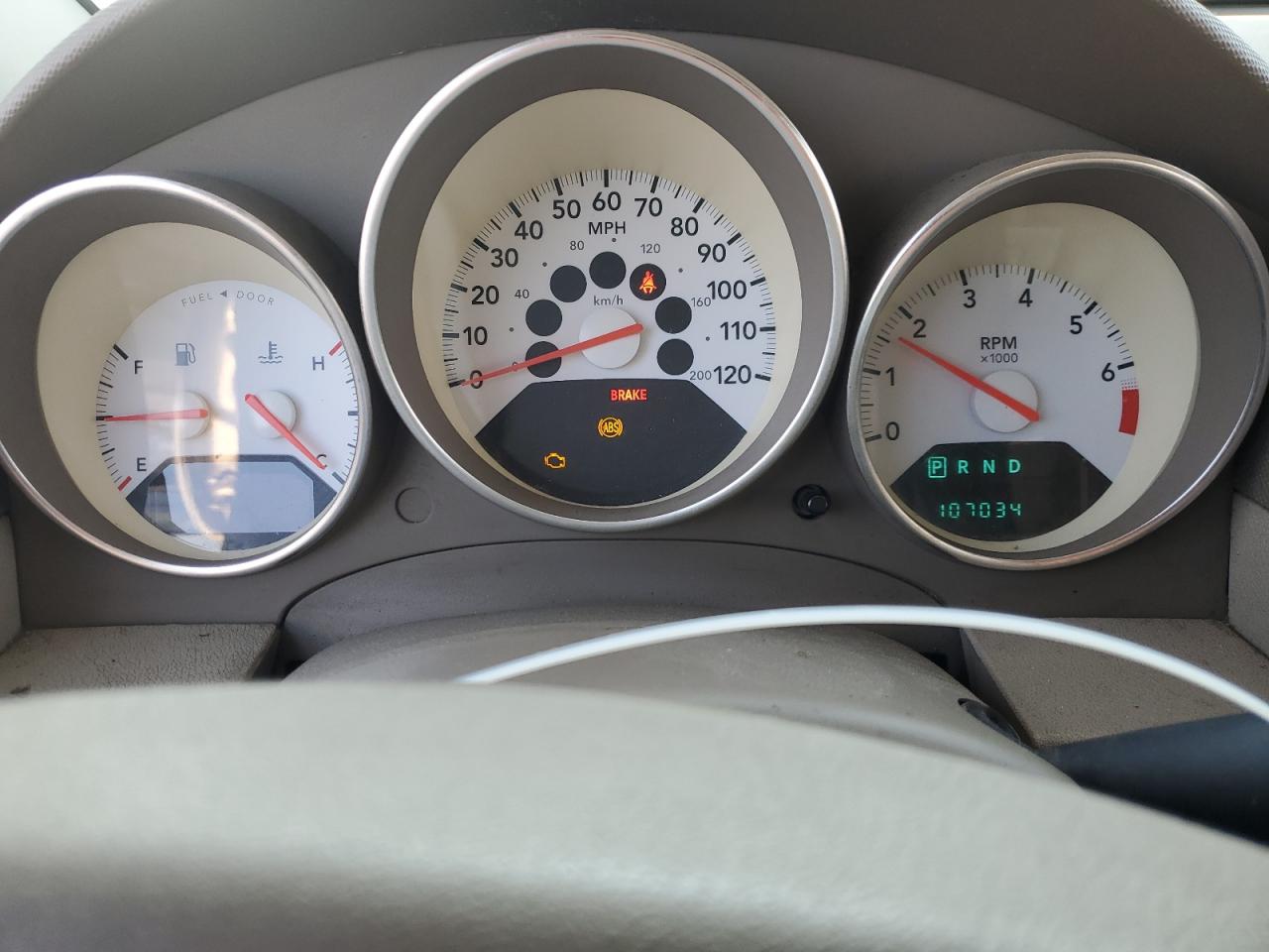 2009 Dodge Caliber Sxt Серебряный vin: 1B3HB48A69D116196